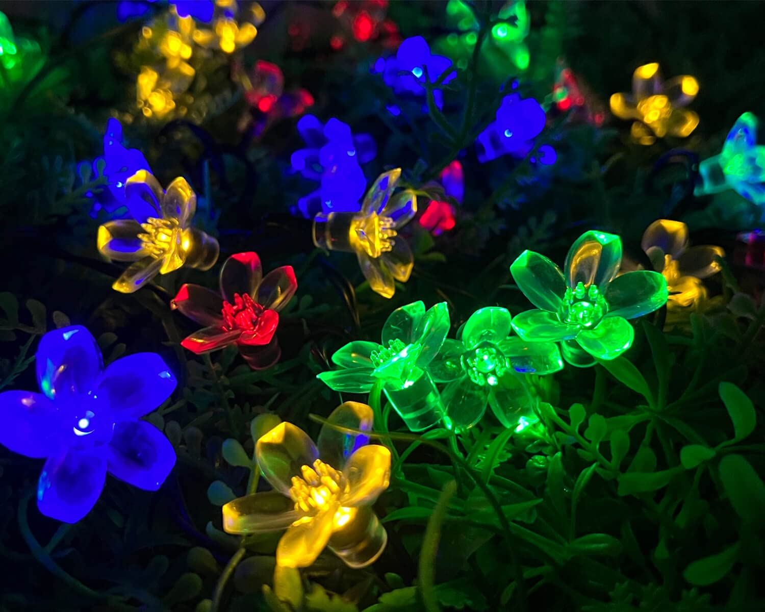 Semilits Solar Outdoor String Lights 50Led Flower Shaped Christmas Lights For Patio Garden Decoration Multi Color