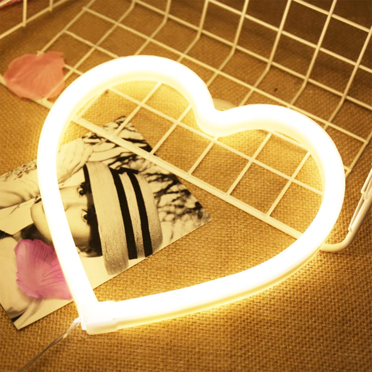 Heart Neon Sign Warm White Light,Battery Operated or USB Powered LED Neon Light for Party, Cute Valentine's Day Decor and Gift Home Decoration Lamp, Table & Wall Decoration Light, Mother's Day Gift and Kids Gift