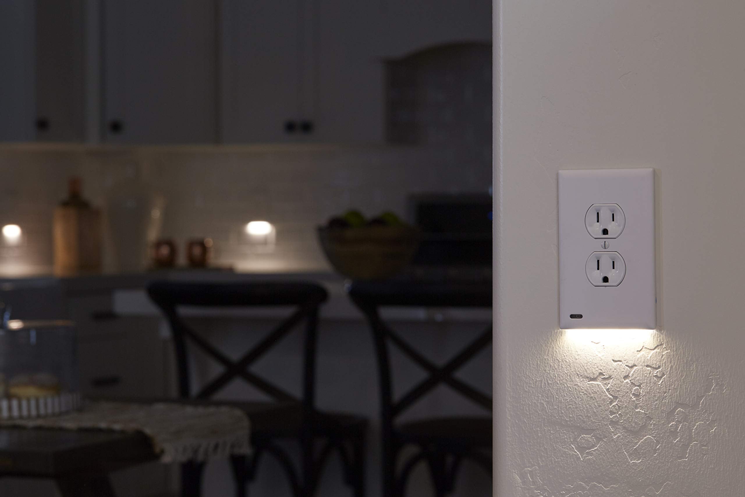 SnapPower GuideLight 2 Night Light - Automatic On/Off Sensor - Décor - Light Almond - 6 Pack for Standard Outlets