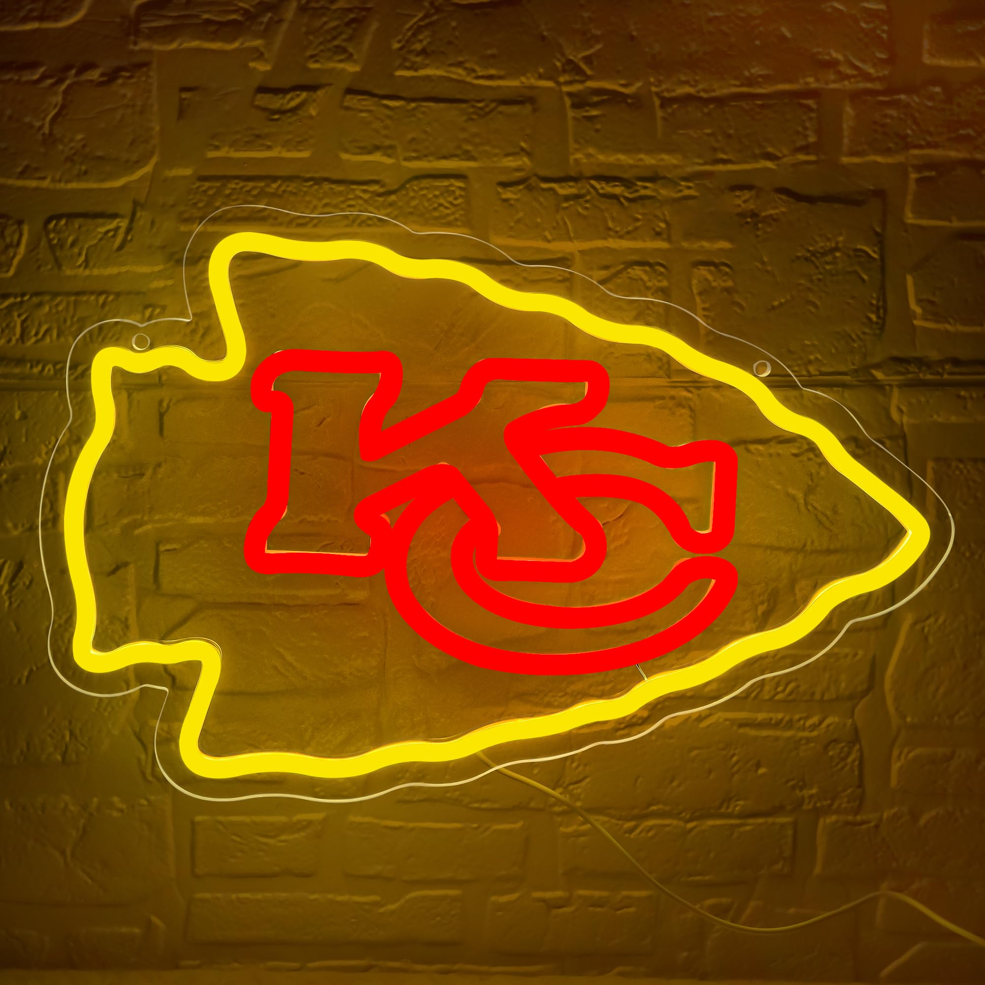 Football Neon Sign For Wall Decor Football Team Led Neon Light For Man Cave Birthday Gifts For Rugby Fans Yellow Light Up Sign For Bedroom Party Club Bar Dorm Size16.1 * 10.6In(Zyld268)