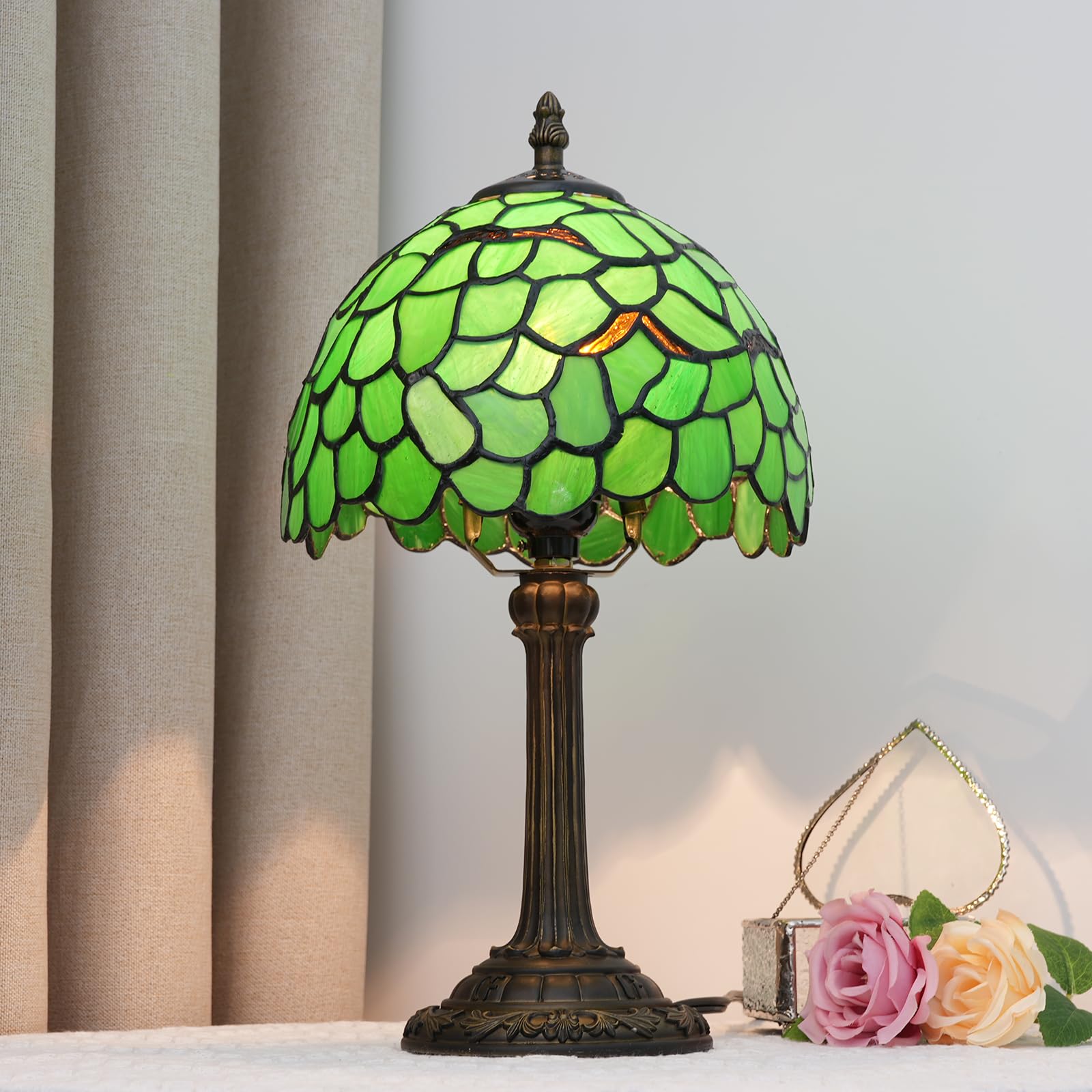 TIFLRIS Tiffany Stained Glass Small Table lamp, Cute and Unique Green Leaf Style Bedside Table, Bedroom Living Room Kitchen coun