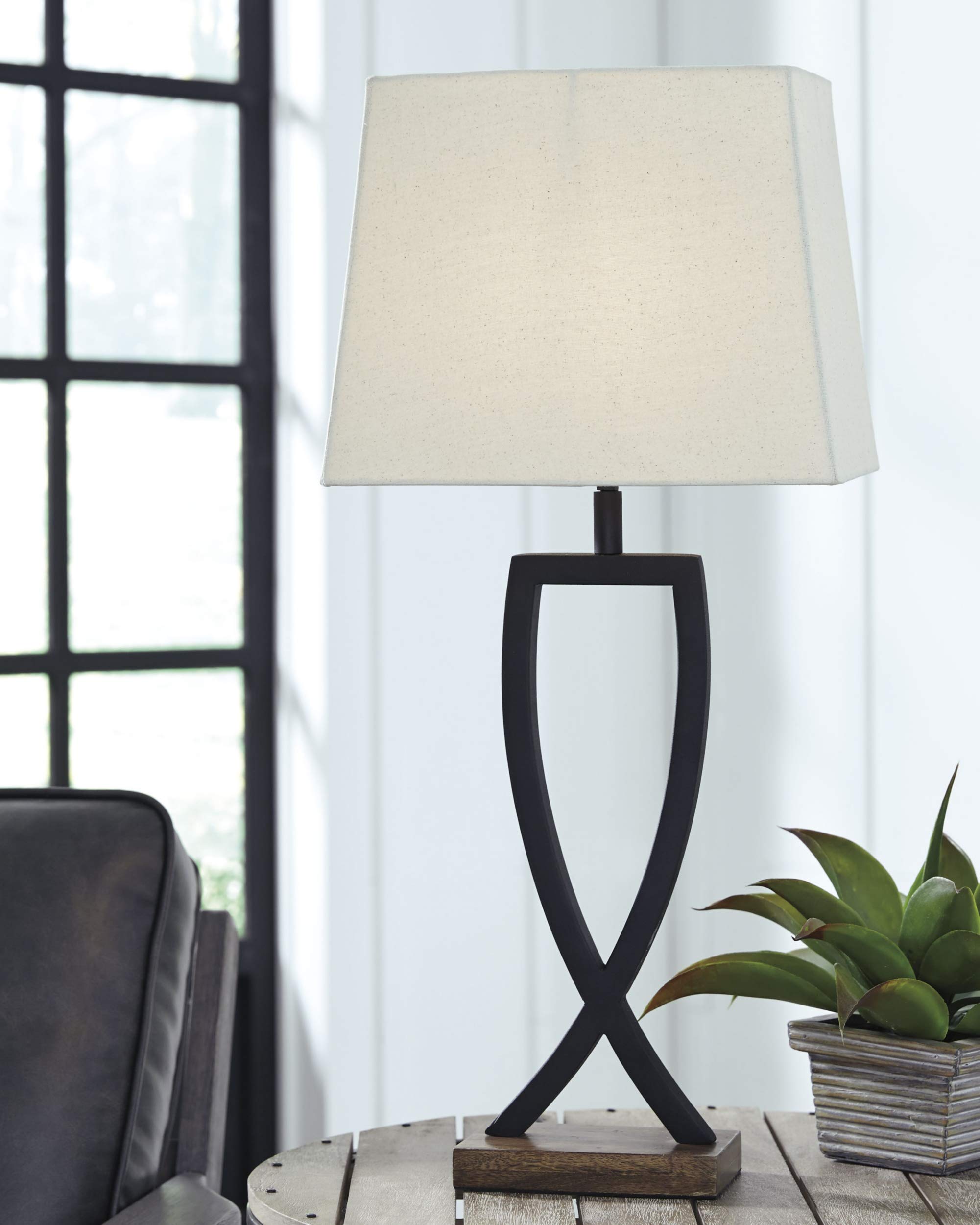 Signature Design by Ashley Makara Table Lamp, Metal, Black/Brown, Model L204174