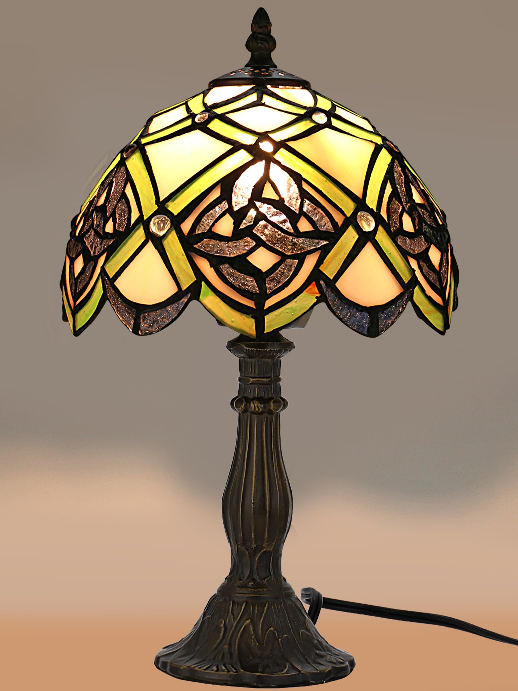 KY&BOSAM Irish Celtic Tiffany Table Lamp Shamrock Style Desk Lamp Stained Glass Night Light 14 Inch Tall 8 Inch Wide Shade Besid