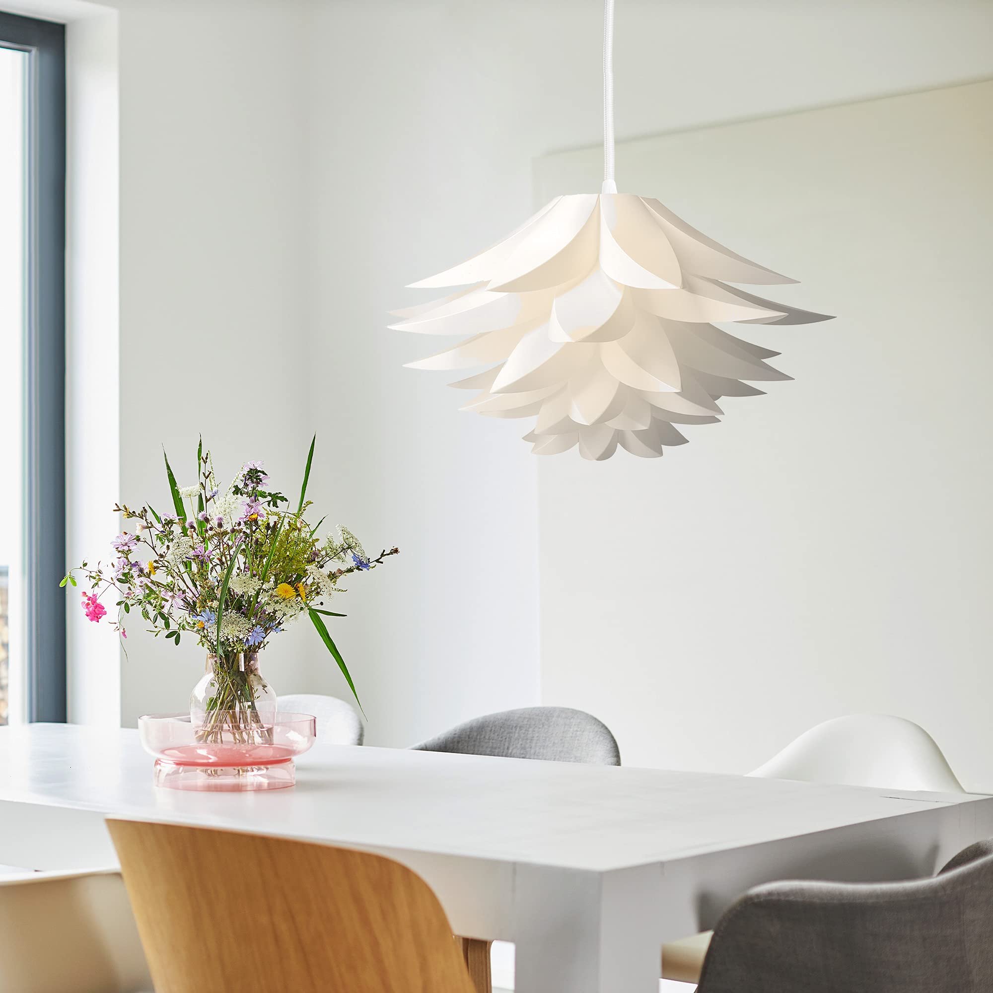 kwmobile Puzzle Pendant Lamp Shade - Lotus Flower DIY Kit - 20" White Polypropylene, Model 38946_m000096
