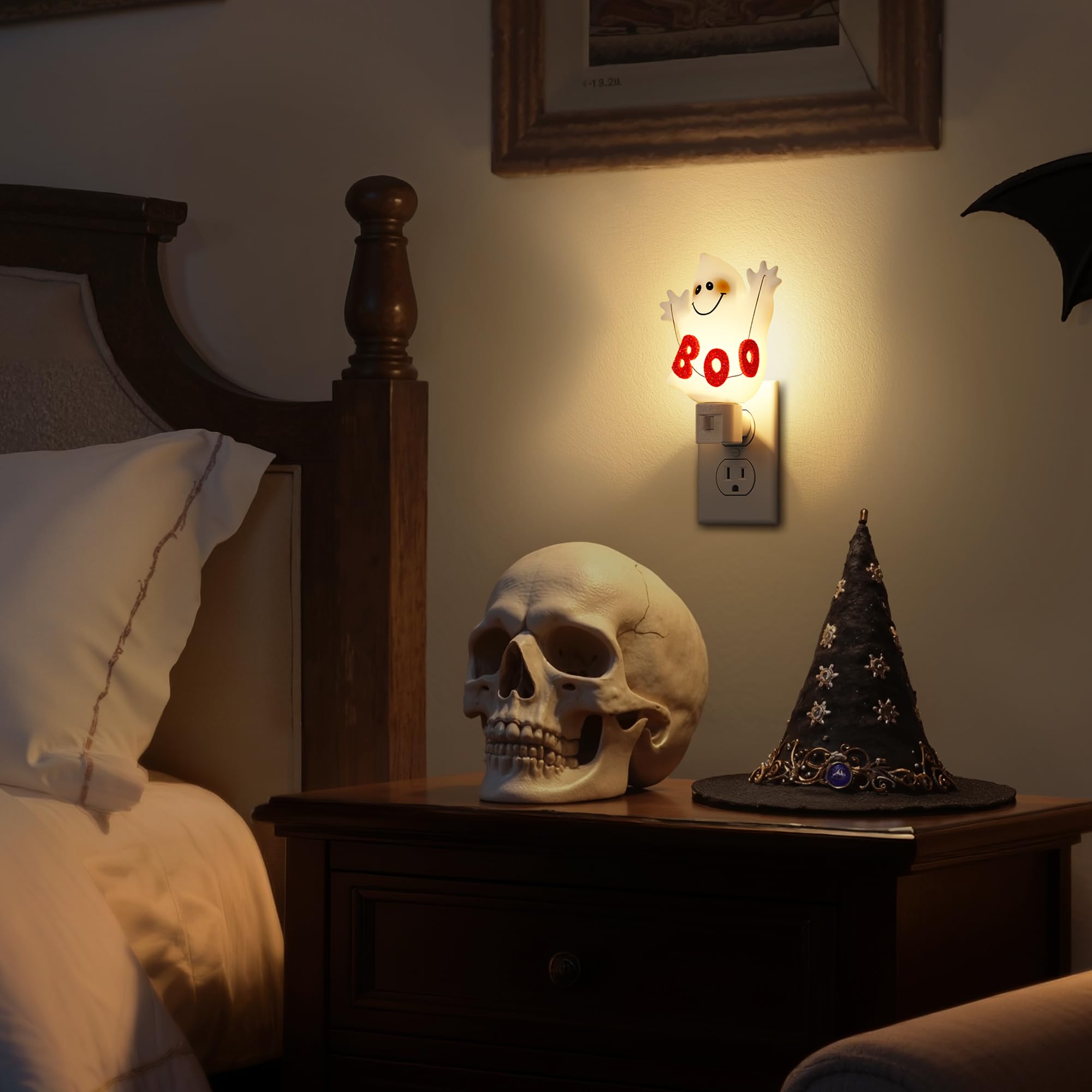 DORESshop Halloween Night Light - Ghost Plug-in Nightlight, 360? Rotatable, Warm White, 1 Pack