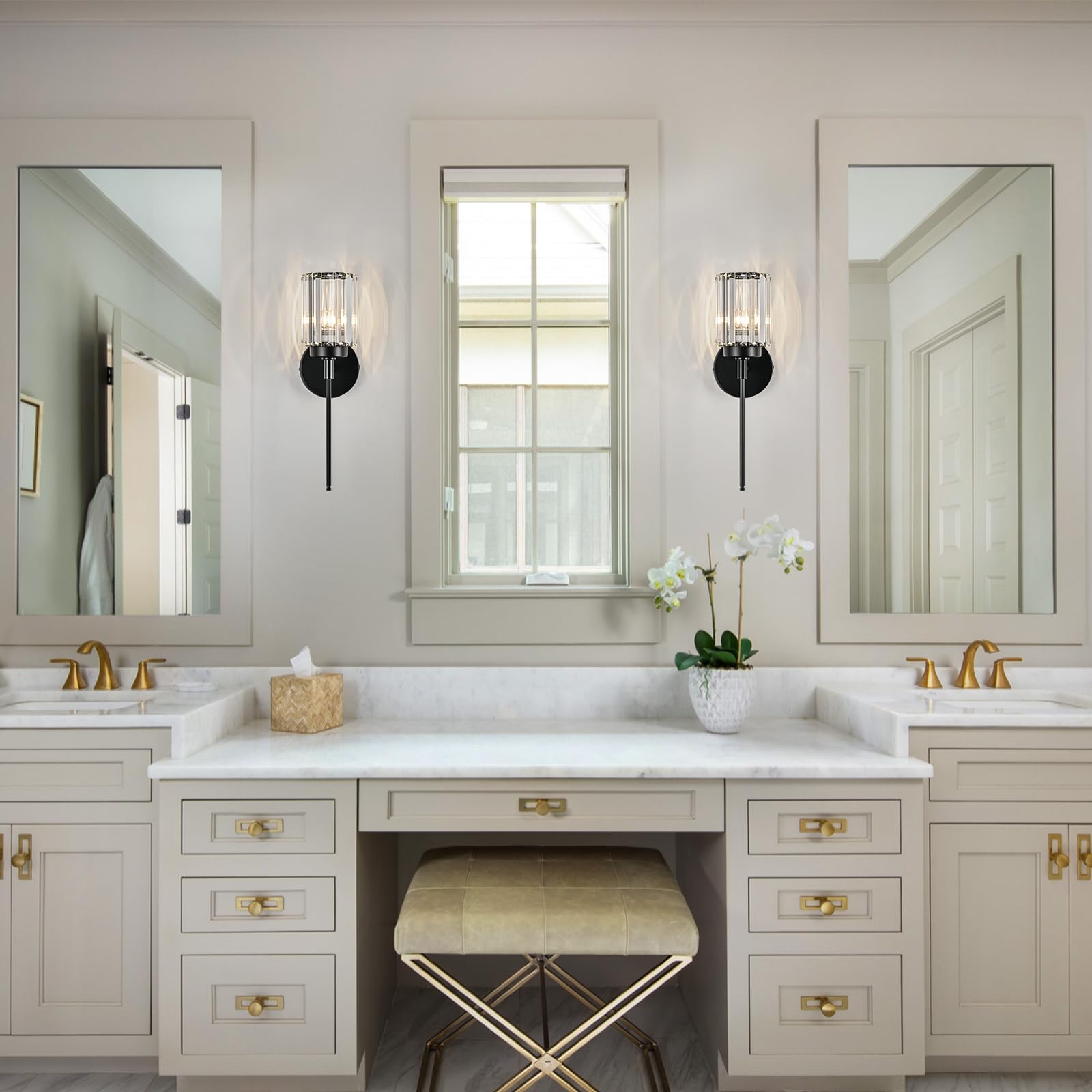 Huoku Single Black Wall Sconce, Modern Crystal Vanity Lighting Fixture With Crystal Shade, 1-Light Wall Lamp For Bathroom Bedroo