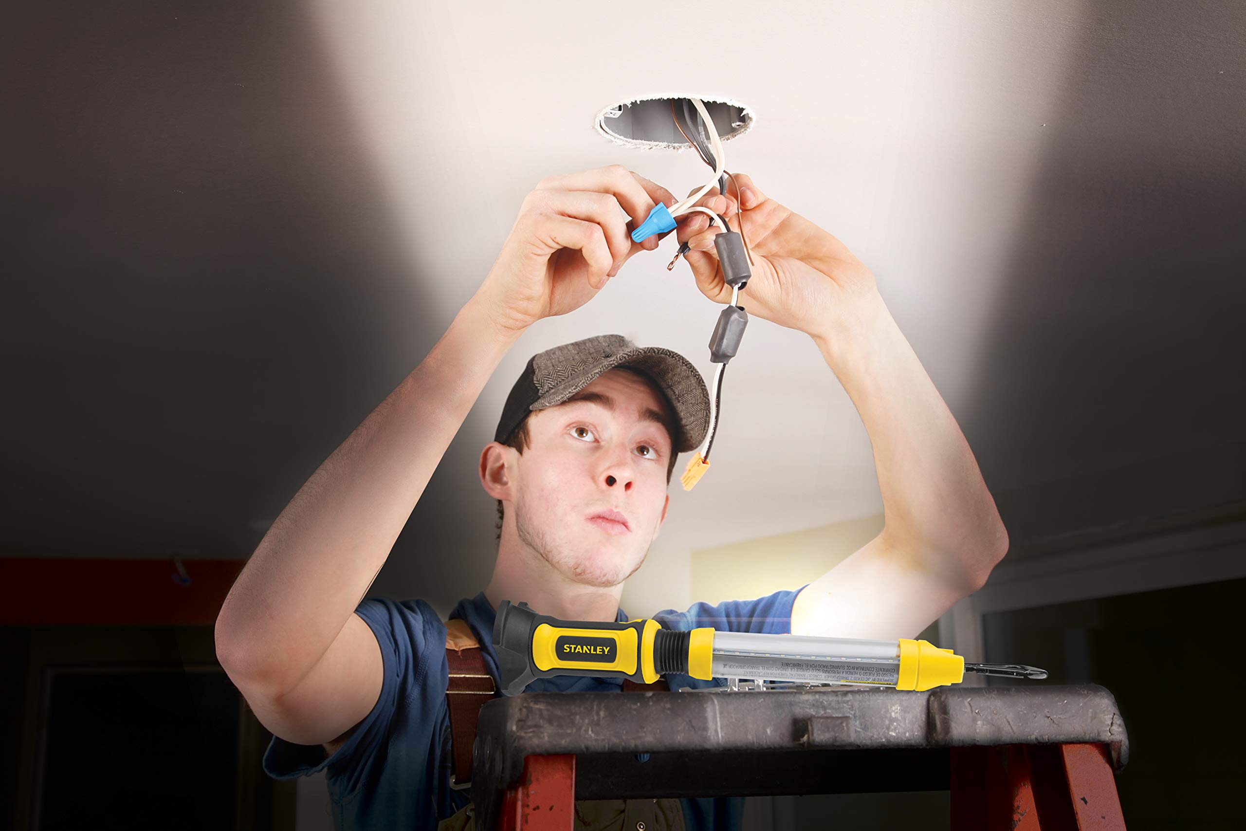 STANLEY BFLIUS Rechargeable 500 Lumen Lithium Ion LED Work Light with Magnetic Flexible Base, USB Power Charger, Swivel Carabine