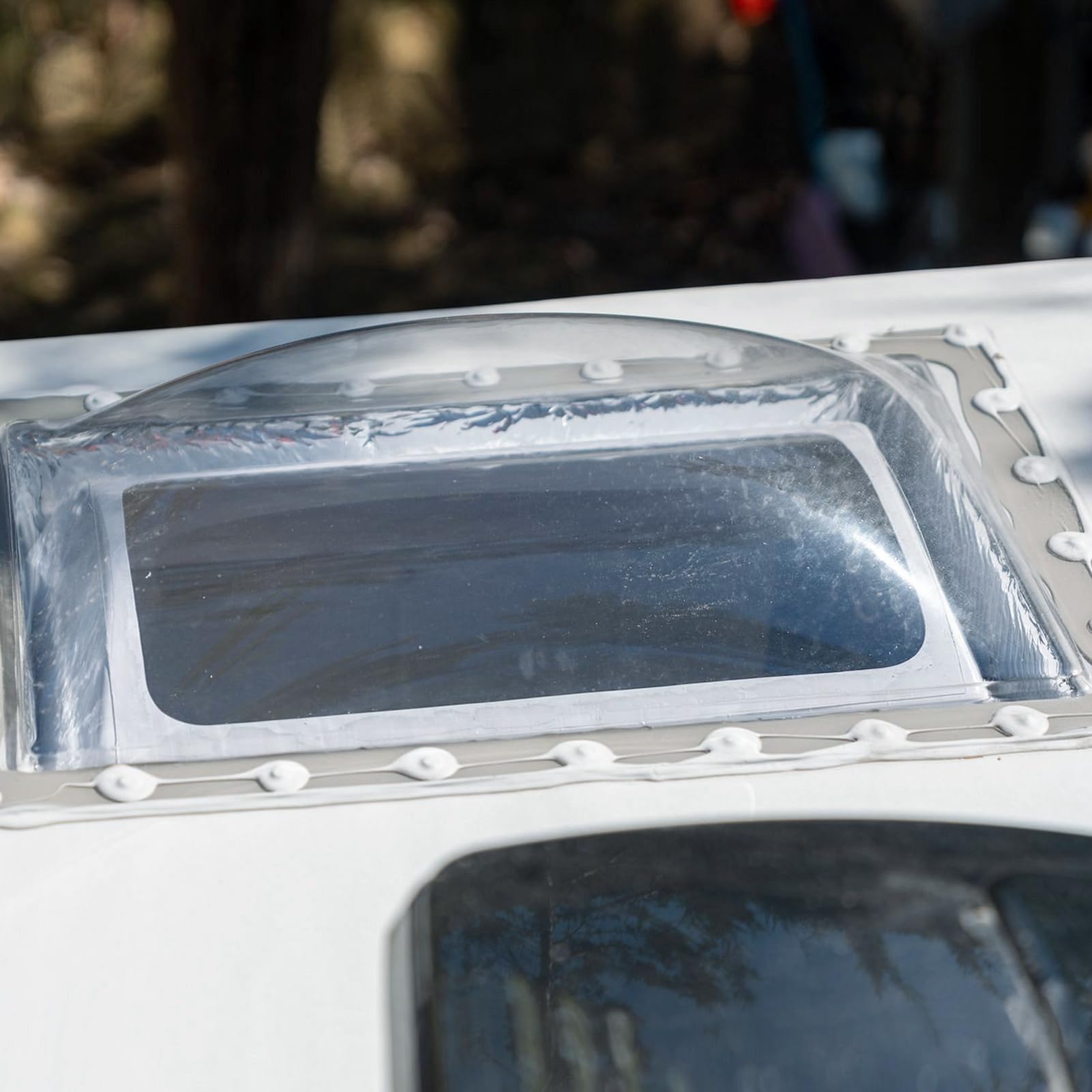 Xmk 18'' X 26'' Rv Skylight Replacement Cover For Camper Trailer Motorhome Fit 14'' X 22'' X 4'' Rv Shower Skylight Openings Roo