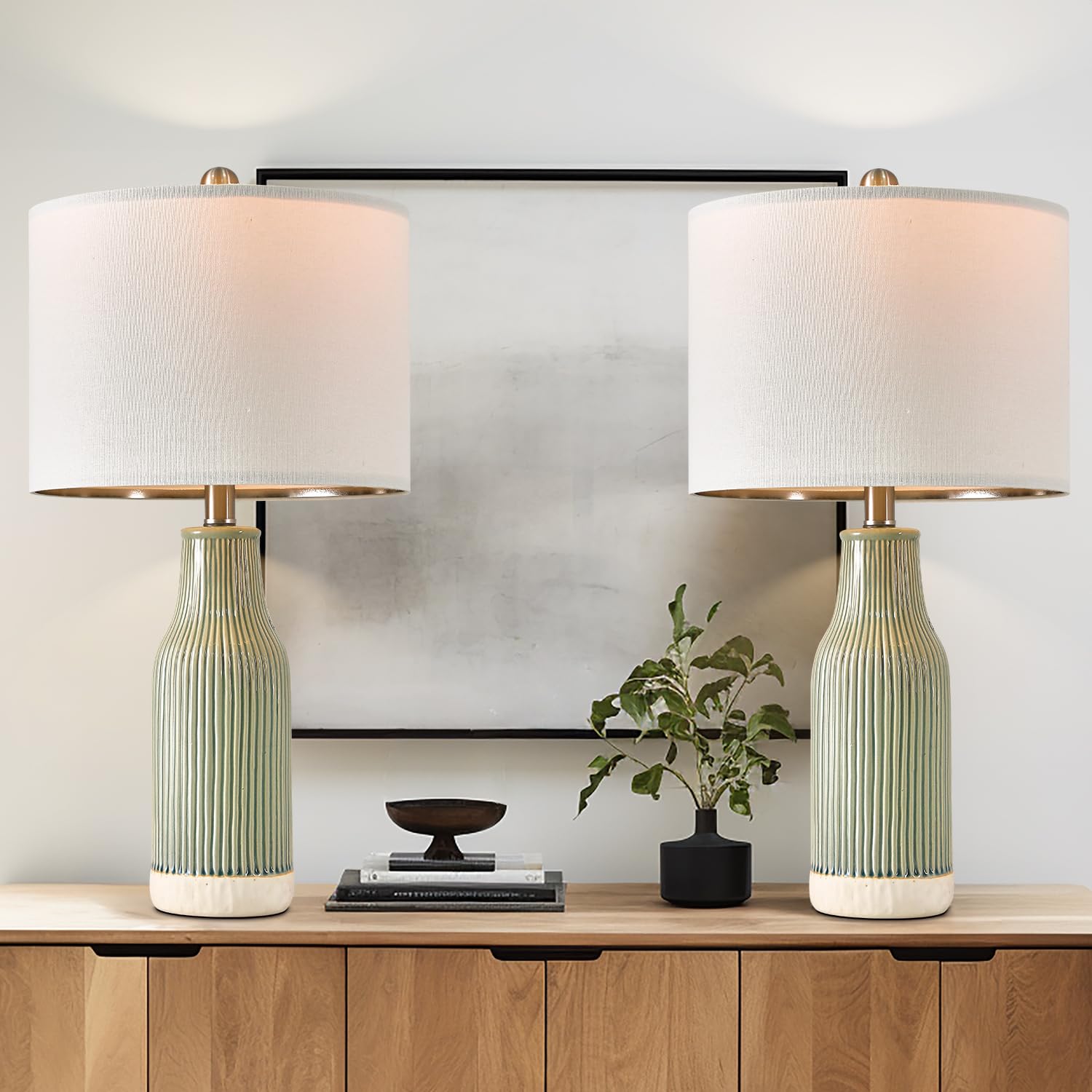 USumkky Modern Green Ceramic Table Lamp Set of 2, 23.75" for Living Room and Bedroom, Farmhouse Style, Model YM-AMZ-T1093LG