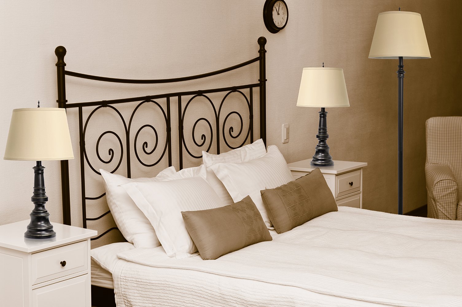 Elegant Designs Lc1002-Rbz Traditional Style Restoration Bronze Three (3) Pack Lamp Set (2 Table Lamps, 1 Floor Lamp)