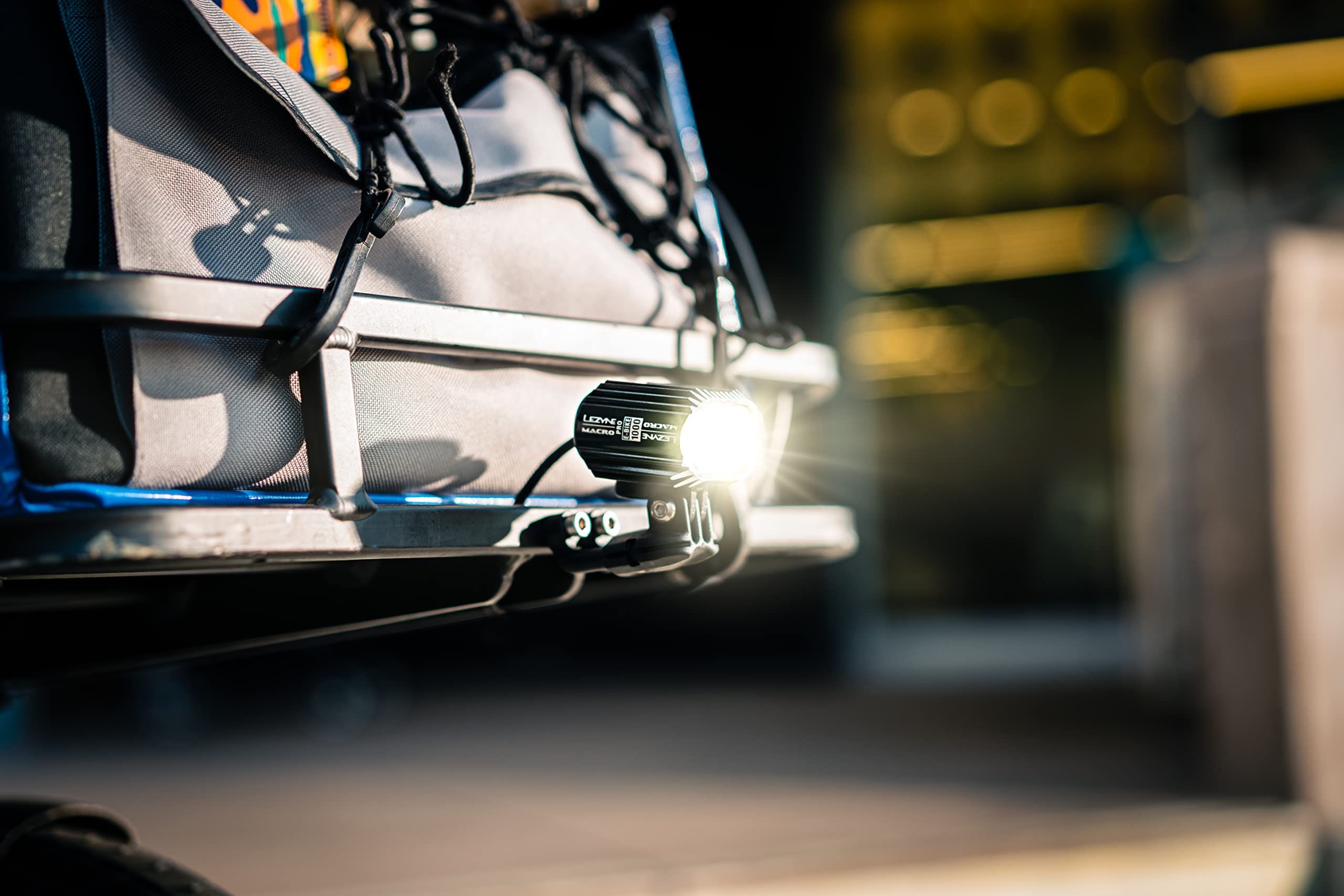 Lezyne Macro Drive 100, Electric Bike Light, 1000 Lumens, 6-12V Input, Auto Dim, Head Light For Ebikes