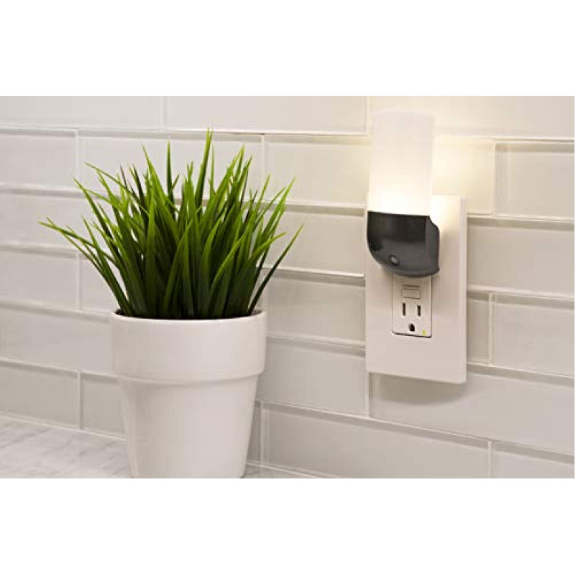 Energizer Led Automatic Night Light, Smart Dusk-To-Dawn Sensor, Plug-In, Energy Efficient, Ideal For Bedroom, Bathroom, Kitchen, Hallway, Charcoal, 2 Pack, 37102