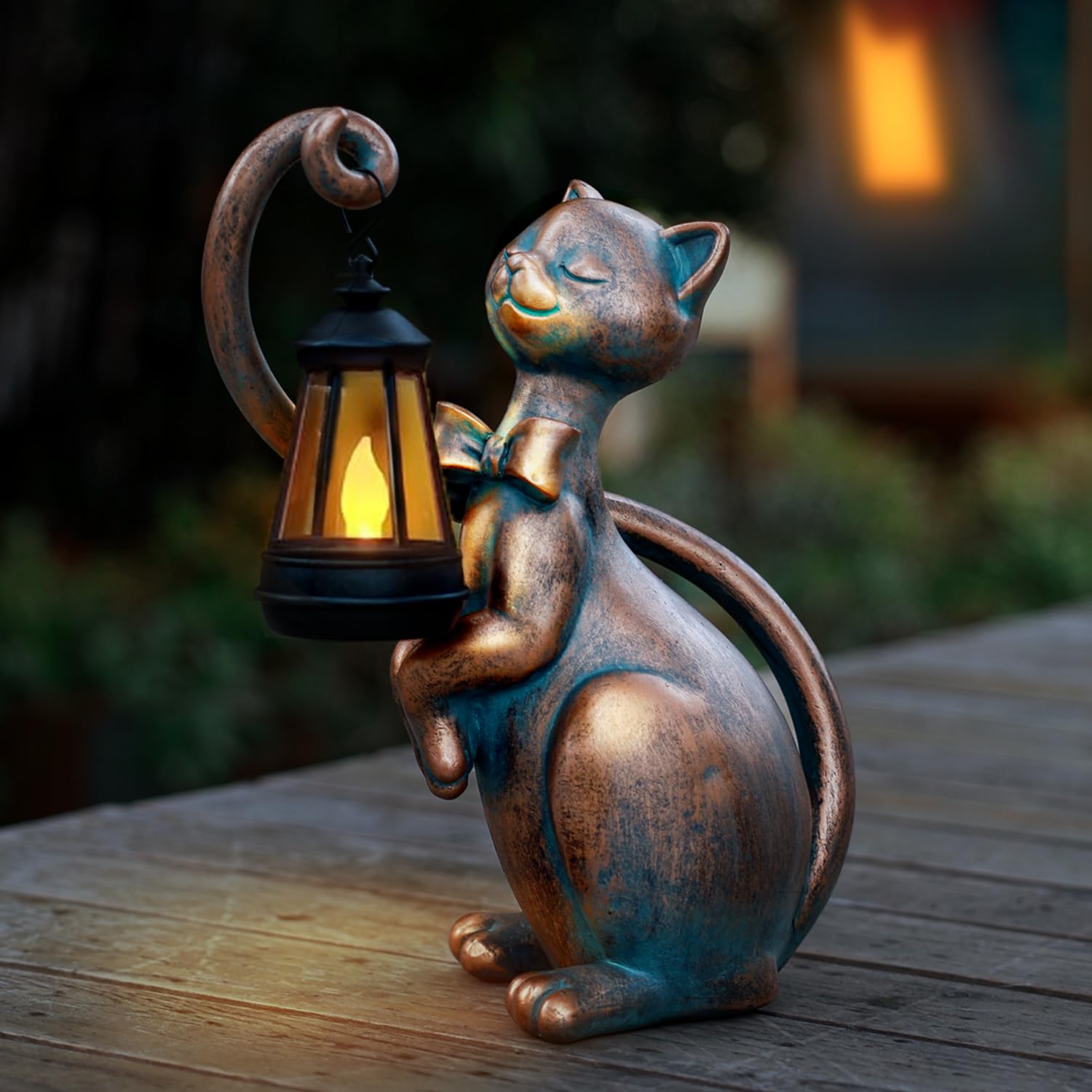 WHIMSYNOOK 10.7 Bronze Cat Solar Garden Statue Light - Cute Kitty Design  Bronze Finish  Solar-Powered LED  Outdoor Yard & Lawn D?cor  for Cat Lovers  Mom  and Garden Enthusiasts