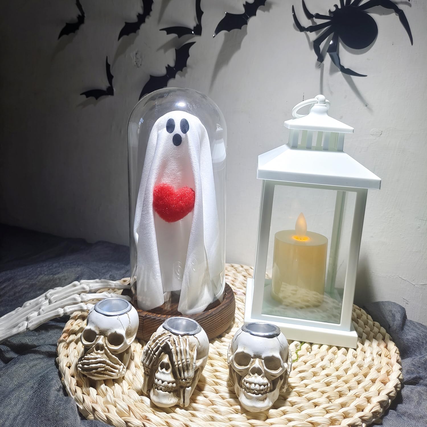 Generic Halloween Ghost Light Up Lamp with Remote Control, Small, Borosilicate Glass, Heart Color
