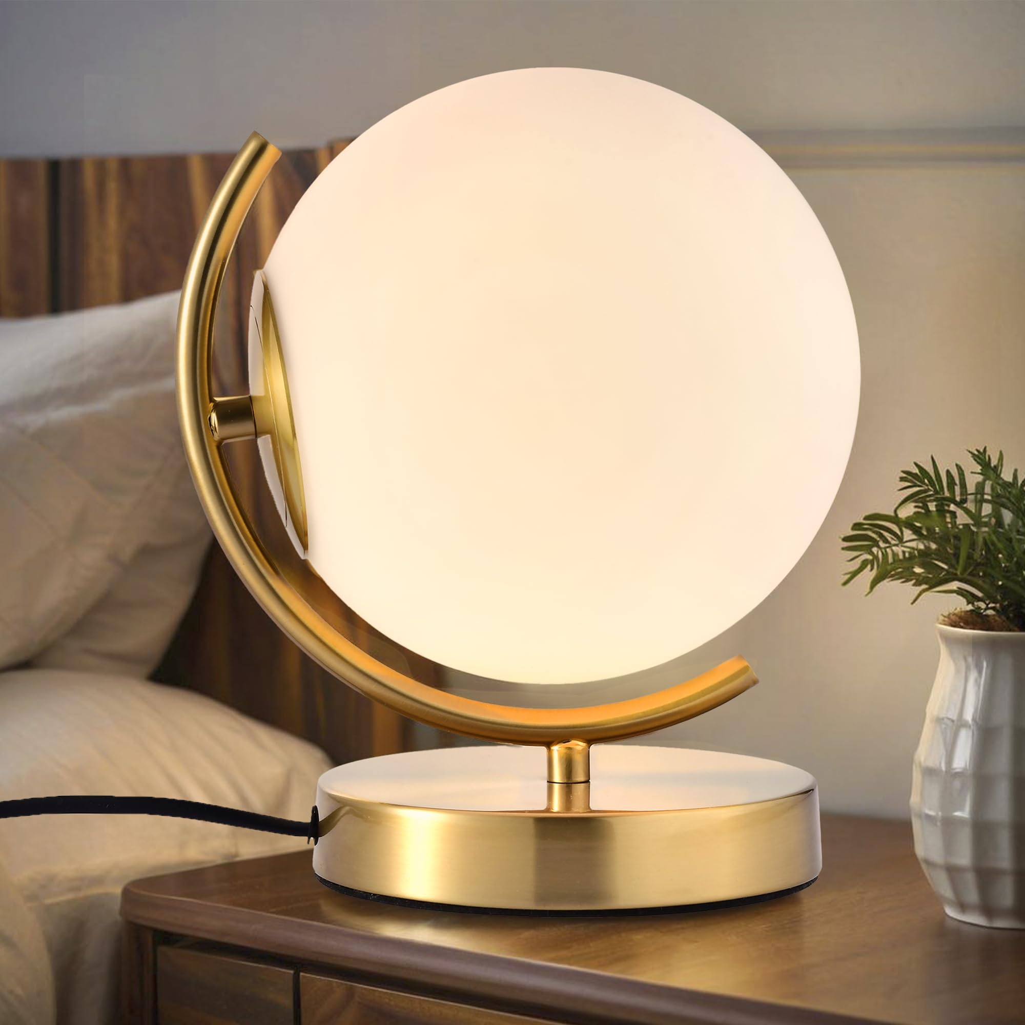 Antique House Gold Modern Globe Table Lamp with 7.1 Glass Goble Shade Mid Century Table Lamps Desk lamp Metal Standing lamp for Bedroom Living Room Office