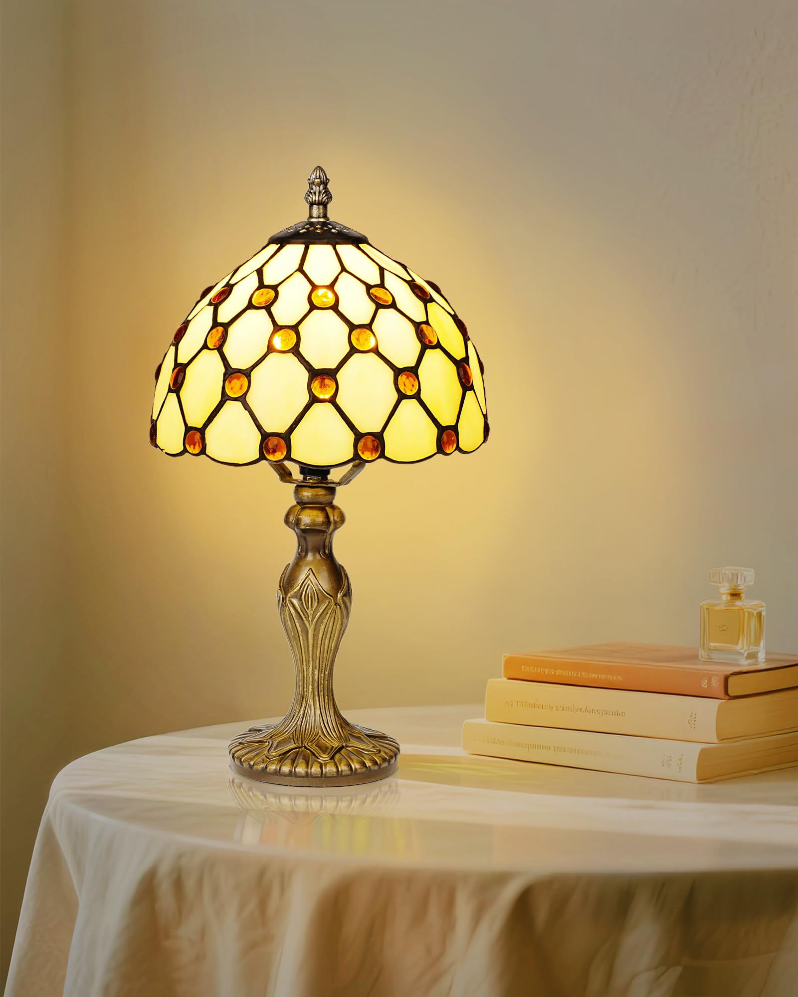 Plynvexa Tiffany Style Table Lamp with LED Bulb  8 Inch Handmade Stained Glass Light  Antique Desk & Bedside Lamp for Living Room  Bedroom  Office (Yellow Beads)