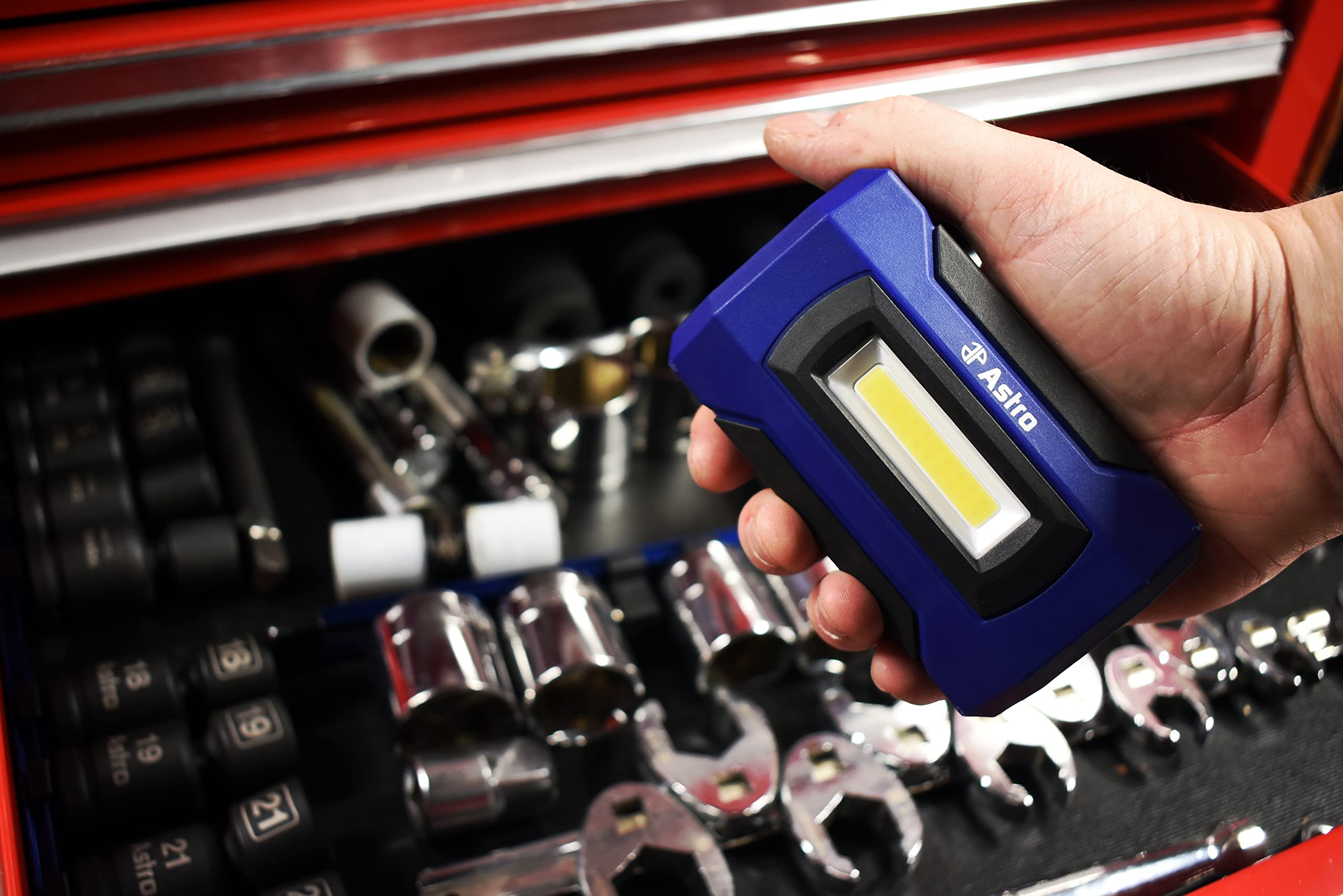 Astro Tools 100Sl Wireless Rechargeable 1000 Lumen Mini Led Flood Light