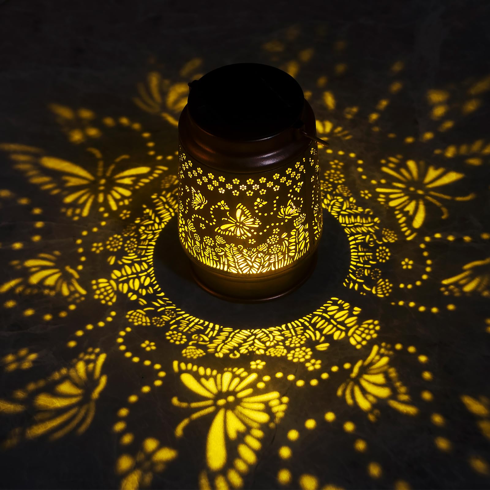 Solar Lanterns Outdoor Waterproof Butterfly Garden Decor Gifts For Women Mom Grandma Hanging Lights Metal Decoration Outside For Yard  Patio  Backyard  Porch For Garden/Yard/Home Decor
