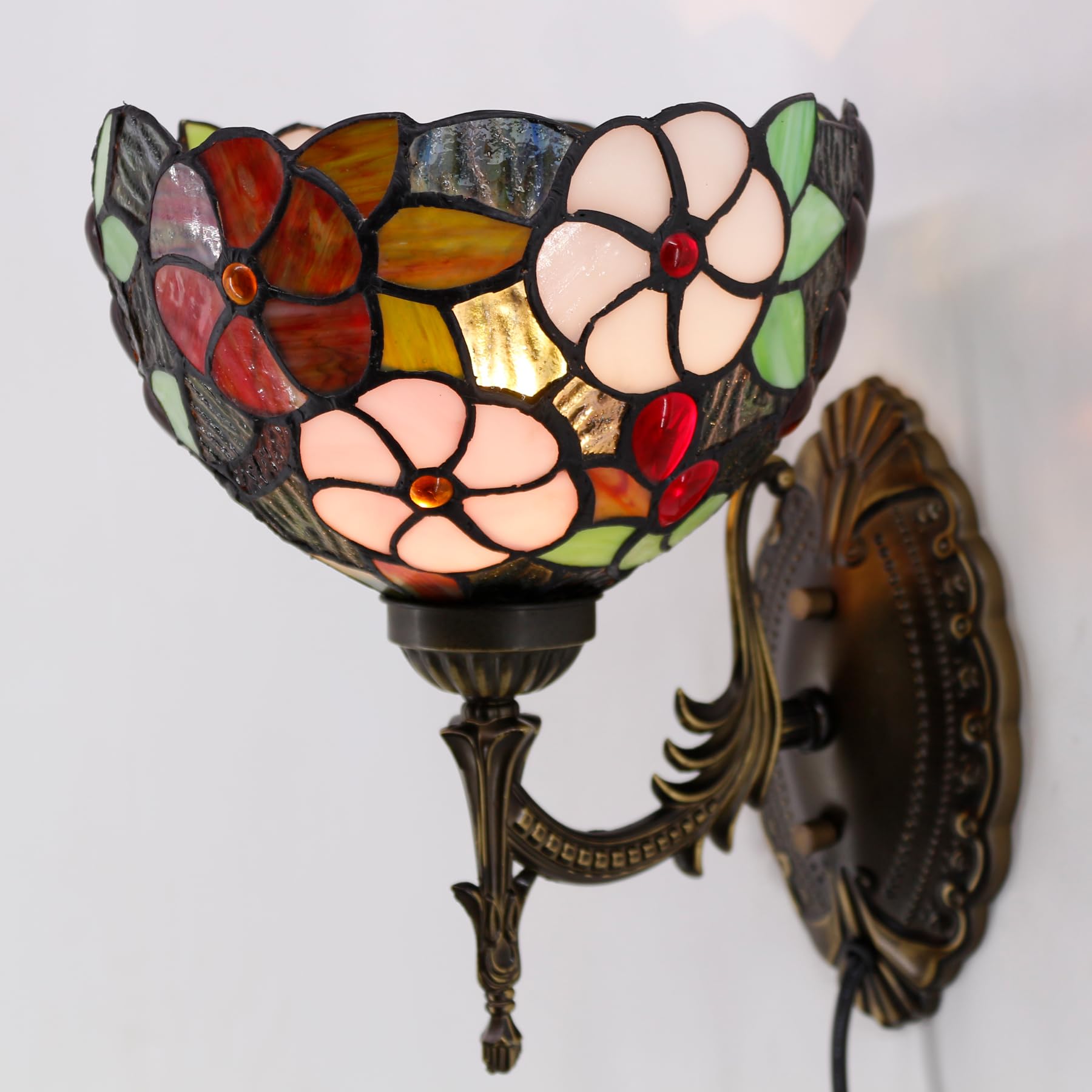 Tiffany Wall Sconce Lamp Plug In Or Hardwire Wall Light With 8 Inch Green Purple Grape Stained Glass Flower Lampshade 8X10.5X11