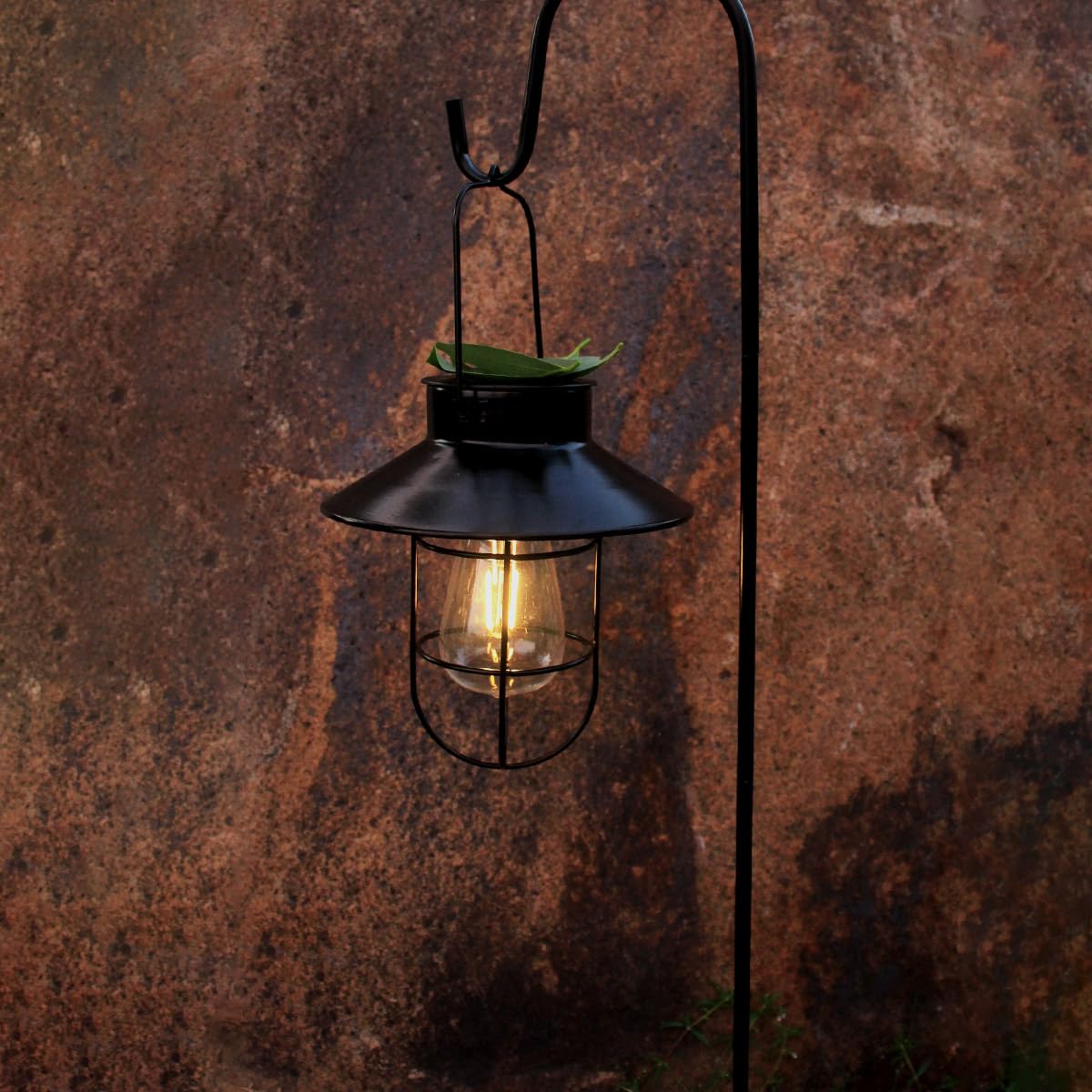 Solar Lantern 2Pack Outdoor Hanging Light- Waterproof Vintage Metal Light With Shepherd Hook Decorative For Patio, Backyard, Por