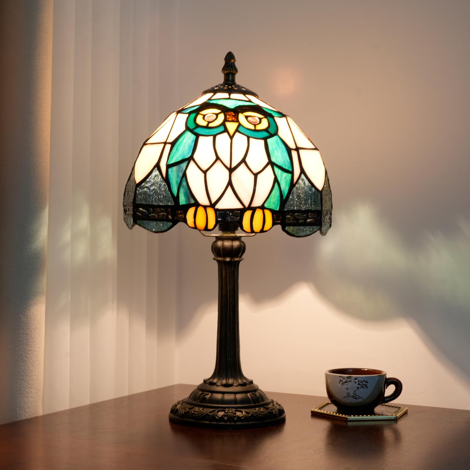 NUODITOS Tiffany Owl Animal Stained Glass Table Lamp Handmade Bedside Table Night Unique Cute Accent Nightstand Light Antique Art Craft Gifts Lamp for Home Office Dormitory Bar Decorate