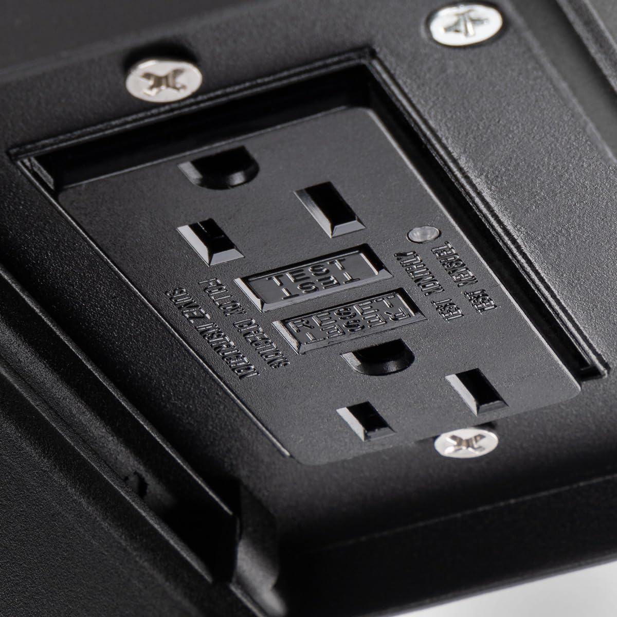 Mirrea 11&quot; Outdoor Wall Sconce With Gfci Outlet, Matte Black Metal Frame & Clear Glass Shade