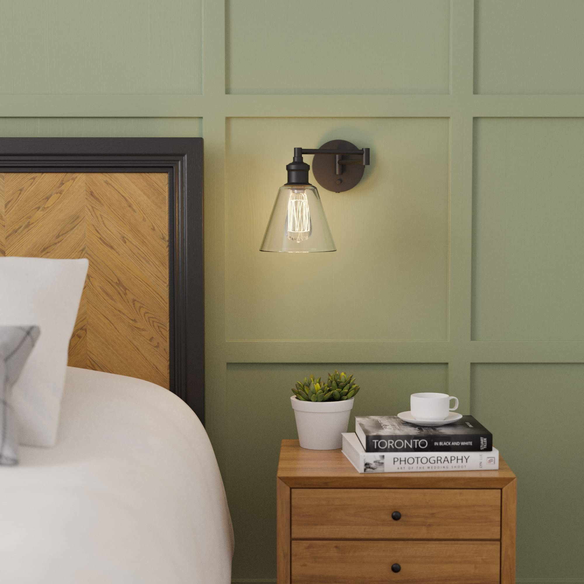 Globe Electric Wall Sconce, Oil Rubbed Bronze, Glass, Model 3000182