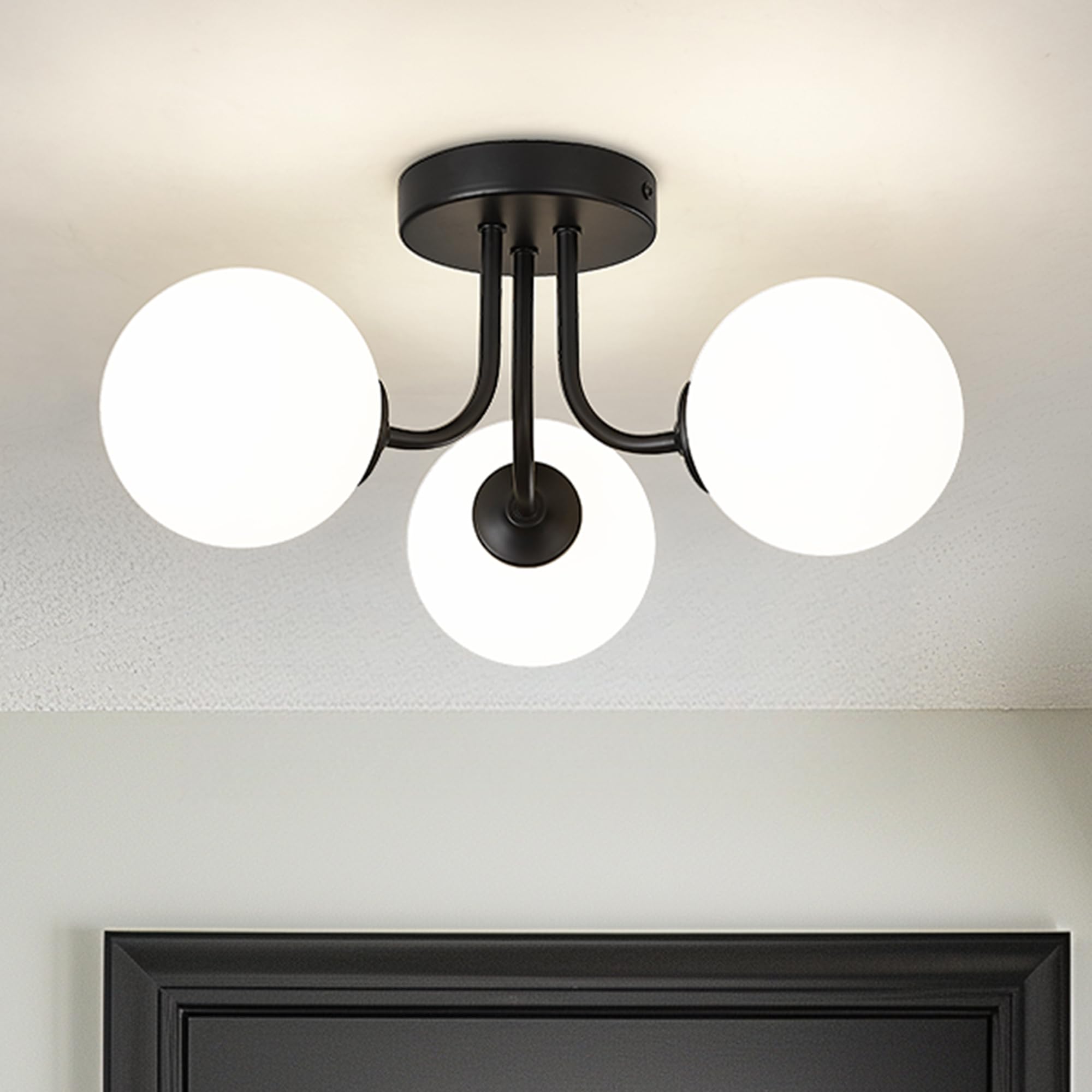 Cargifak 3-Globe Black Flush Mount Ceiling Light In A Modern Farmhouse Design Is Ideal For Living Rooms, Bedrooms, Or Dining Roo