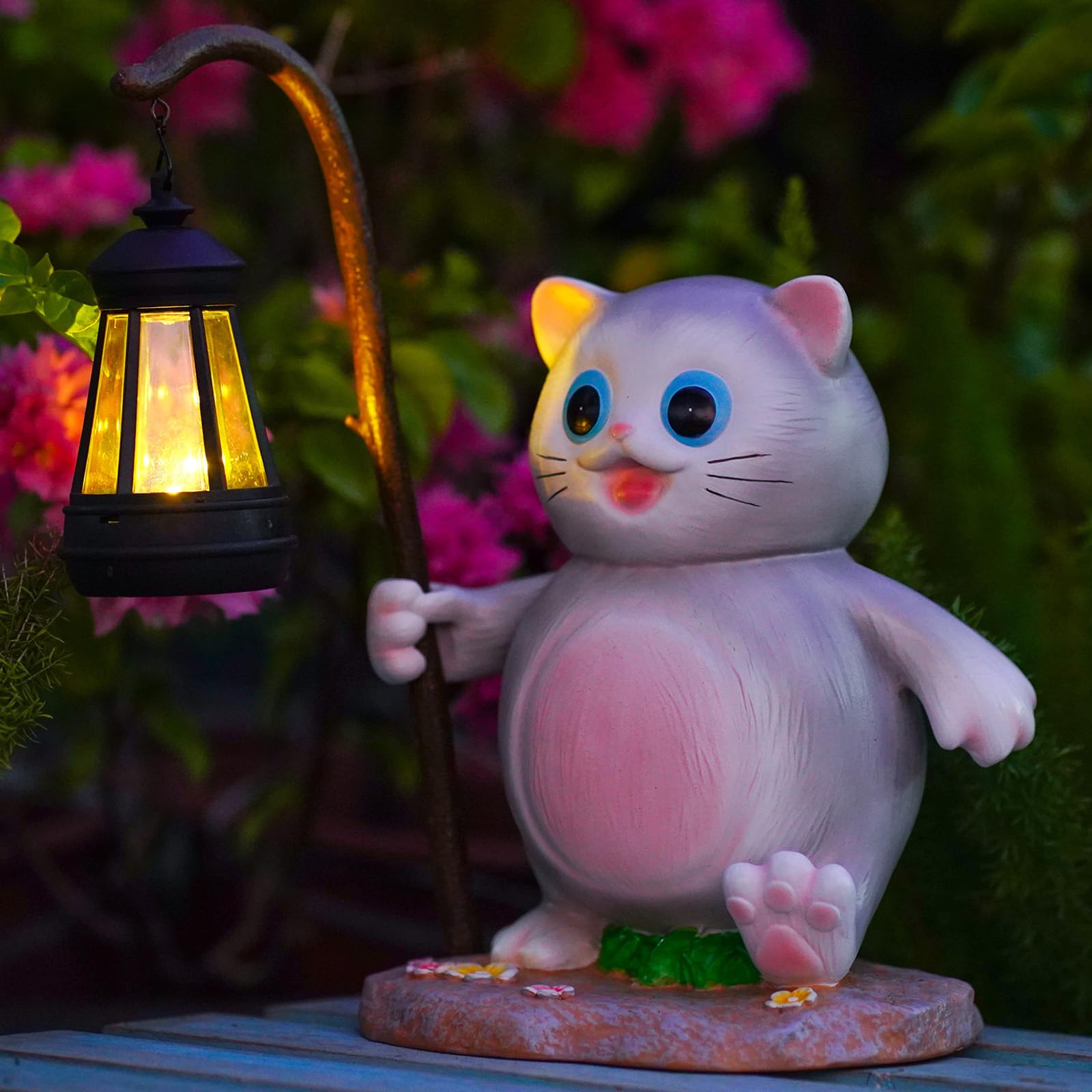 NATASE Solar Garden Outdoor Statues Cat with LED Solar Lantern Figurine for Lawn,Patio, Balcony, Yard Decor Unique Housewarming 