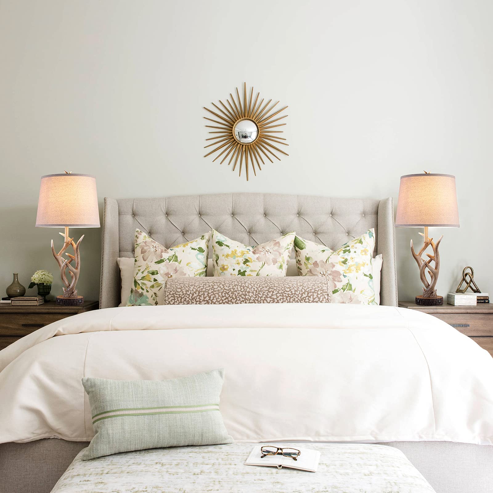 Dungoo Rustic Western Lamp Set of 2 - 26in Antler Design Table Lamp with USB Ports, Brown Resin for Bedroom, Living Room, Office