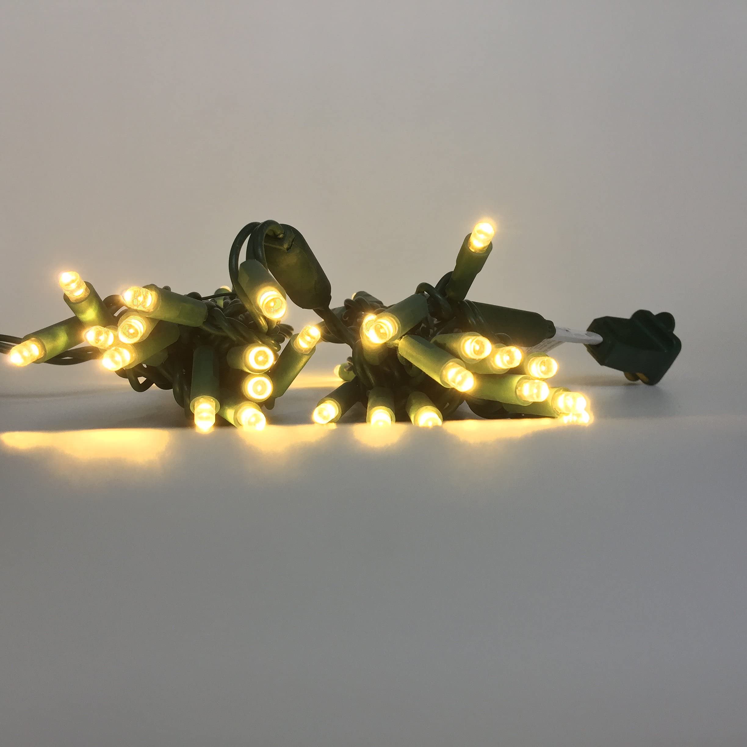 Yongzhenlite Ul Listed 50 Count 5Mm Wide Angle Led Christmas Lights Set,Outdoor Mini Led String Lights For Garden Patio Trees Lighting Decorations,17 Feet Green Wire (Warm White)