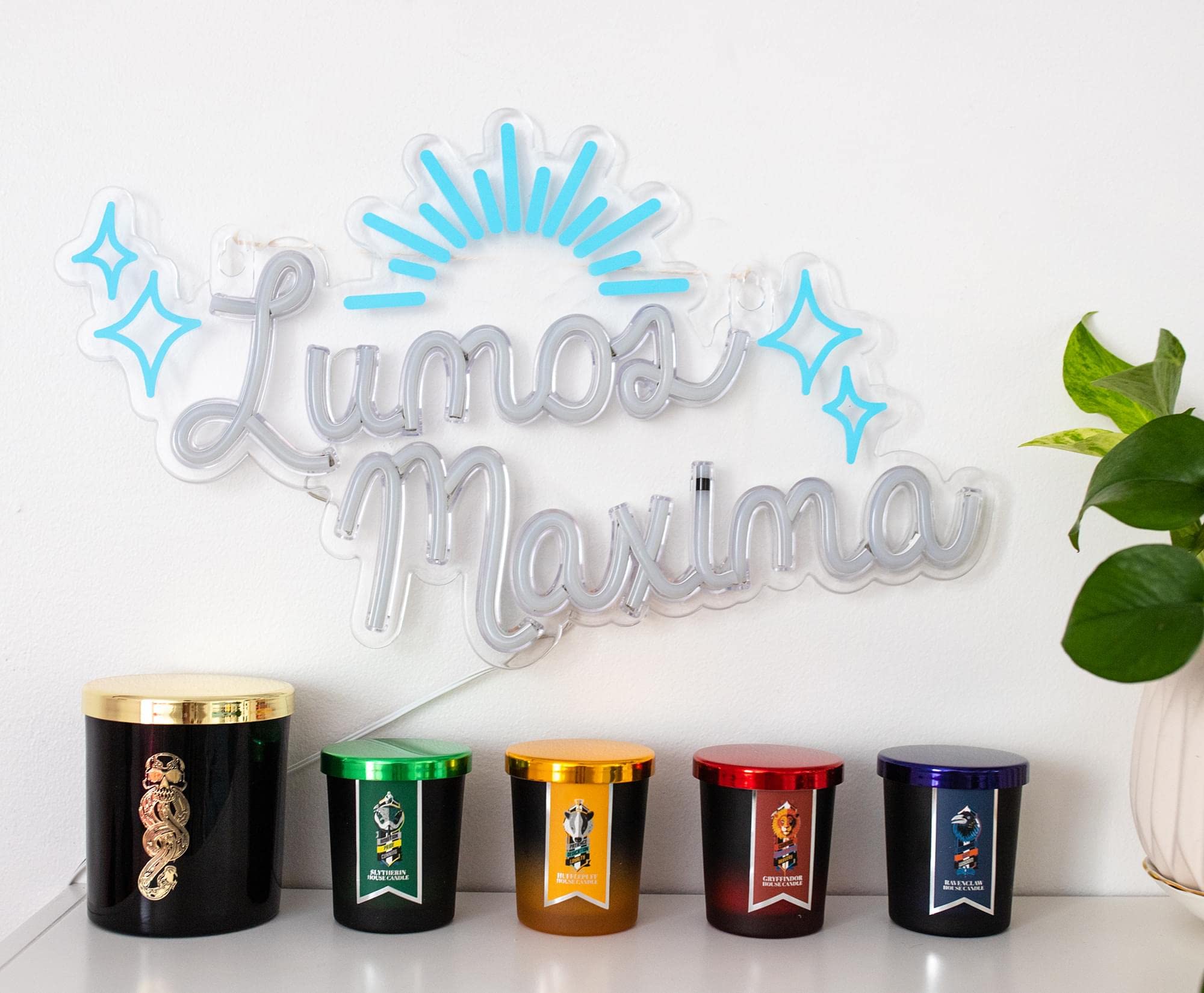 Harry Potter Lumos Maxima Hanging LED Neon Wall Light | Ready To Hang Wall Decor Artwork | Wizarding World Mood Light Sign For B