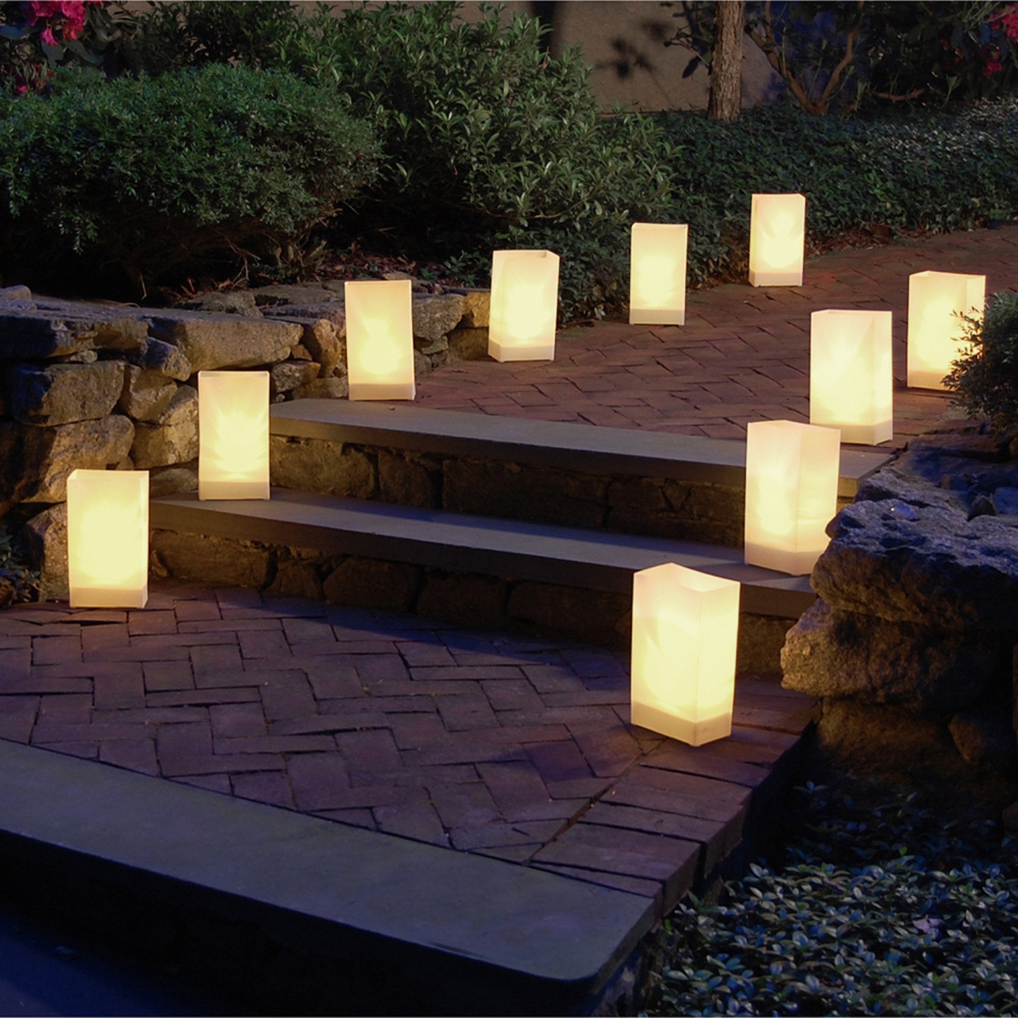 Lumabase Luminaria Lanterns, Plastic, Pack of 100, White, Model 318100
