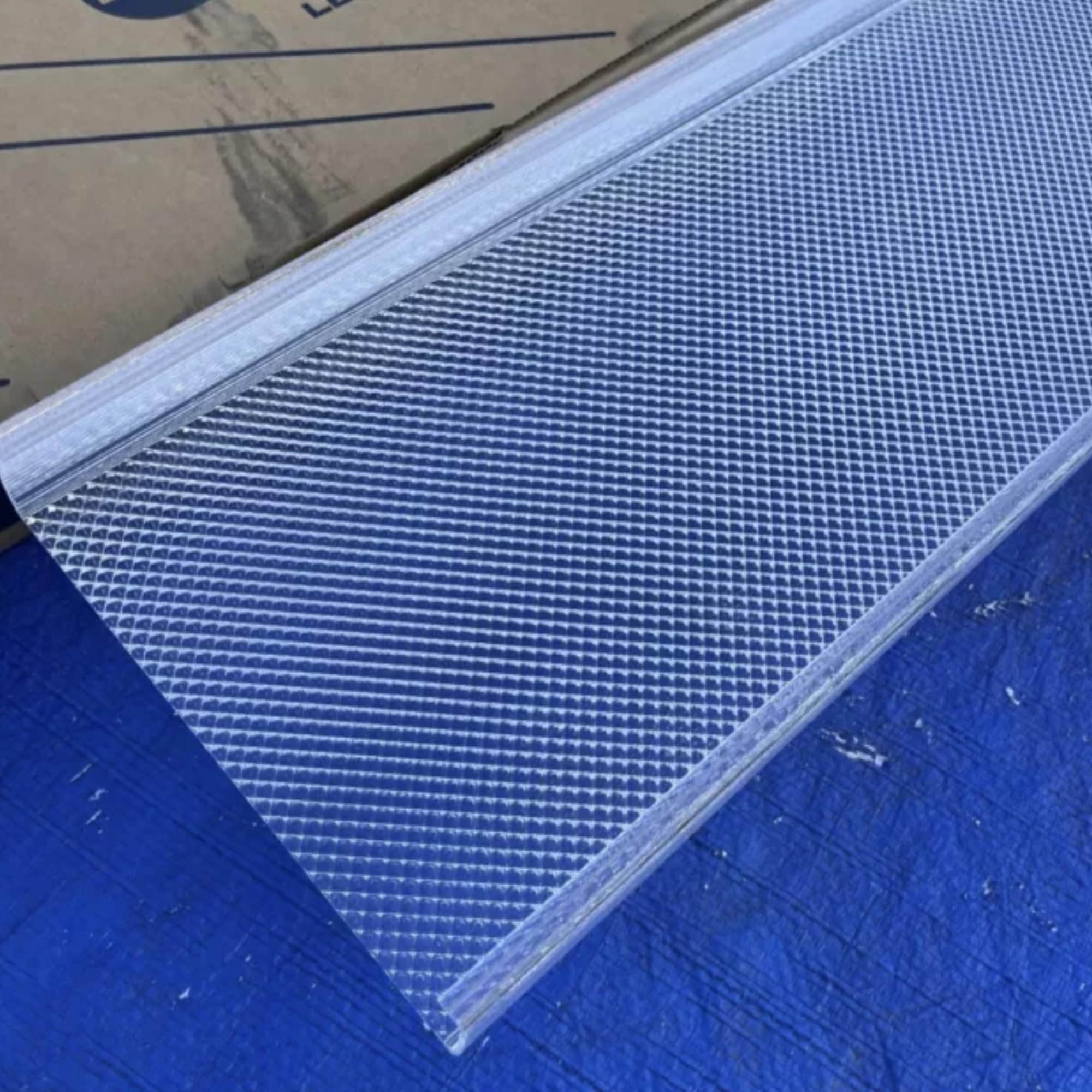 Lithonia Lighting DSB48 Square Basket Two Bulb Wraparound Lens, 48 in., Acrylic, Transparent