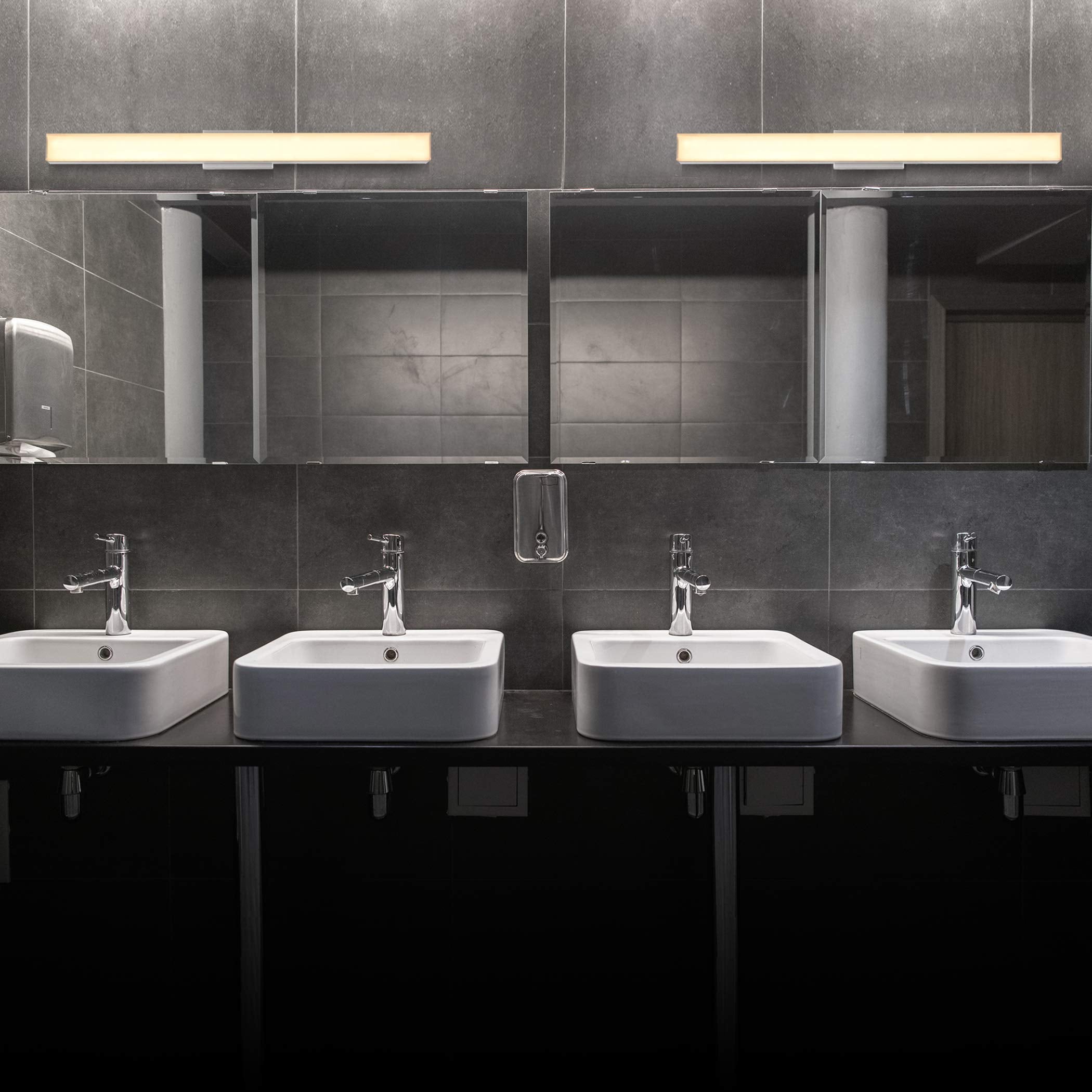 Vonn Procyon Vmw11200Al 24" Integrated Ac Led Ada Compliant Bathroom Lighting Fixture In Silver