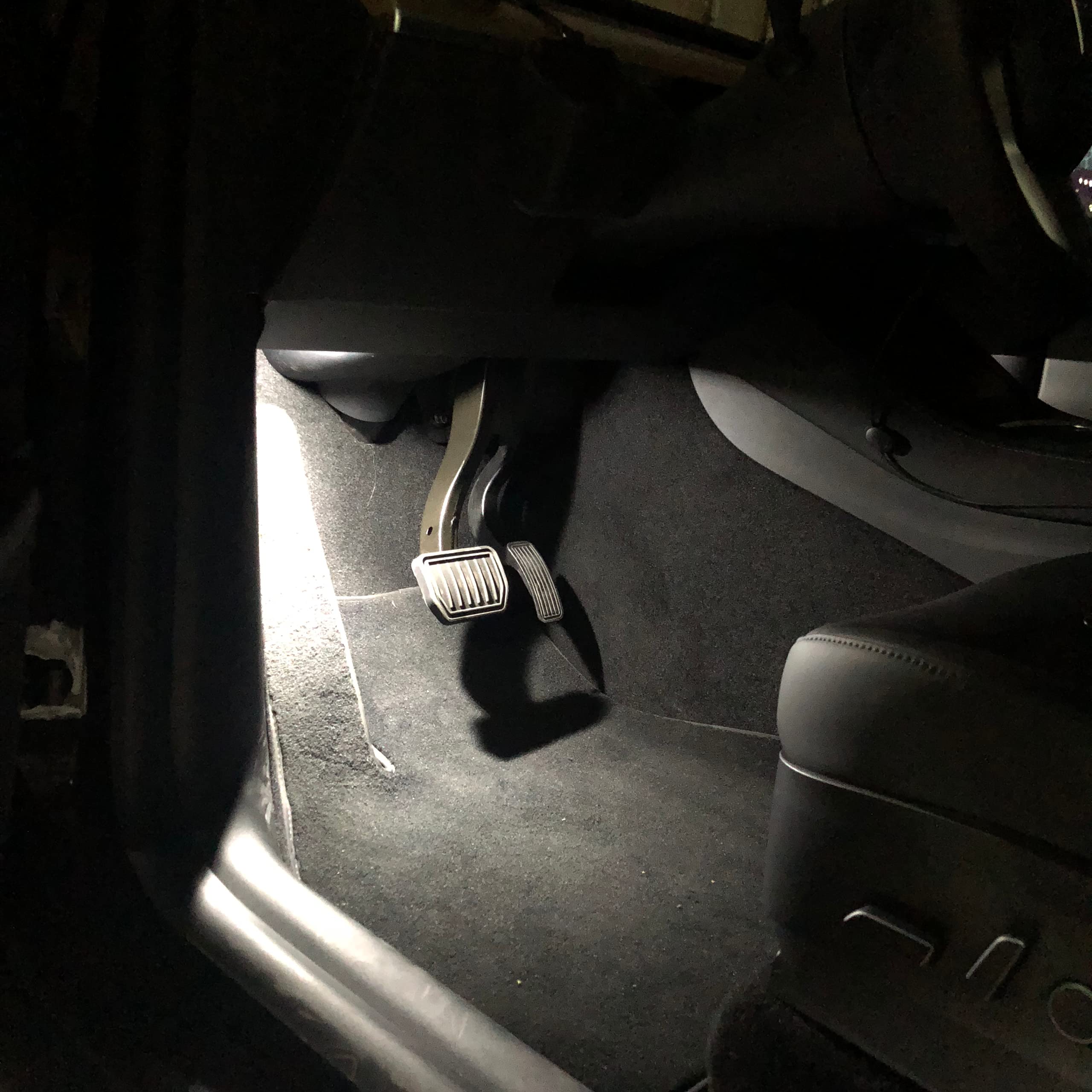 Carwiner Compatible With Tesla Model 3/Y/S/X Ultra-Bright Interior Led Lighting Bulbs Kit Accessories Fit Trunk, Frunk, Door Puddle, Foot-Well Lights (4 Pack) (White)