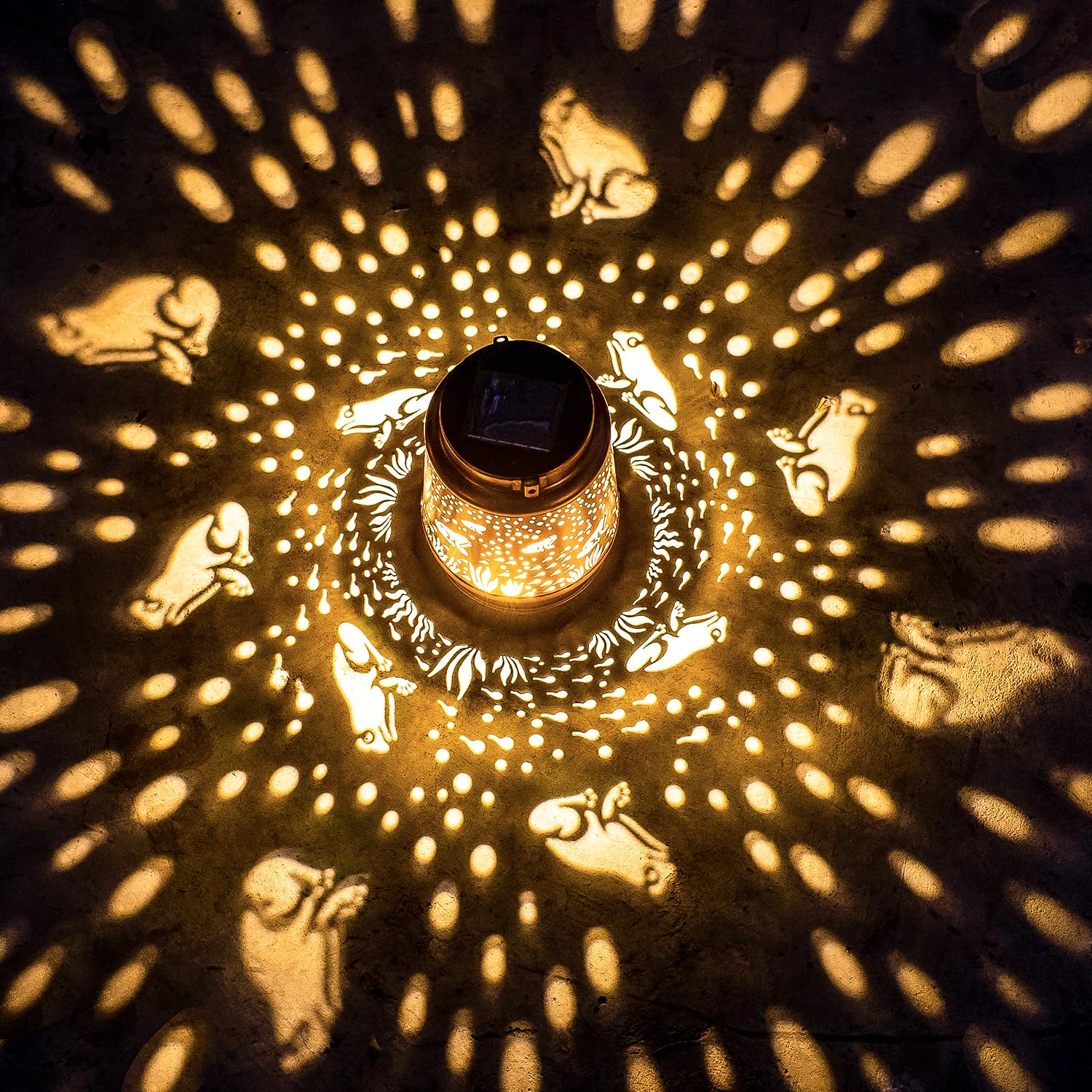 EZTZEN Frog Solar Lanterns - Waterproof Metal LED Lights for Outdoor Garden Decor, Patio, Lawn, and Pathway - Brown