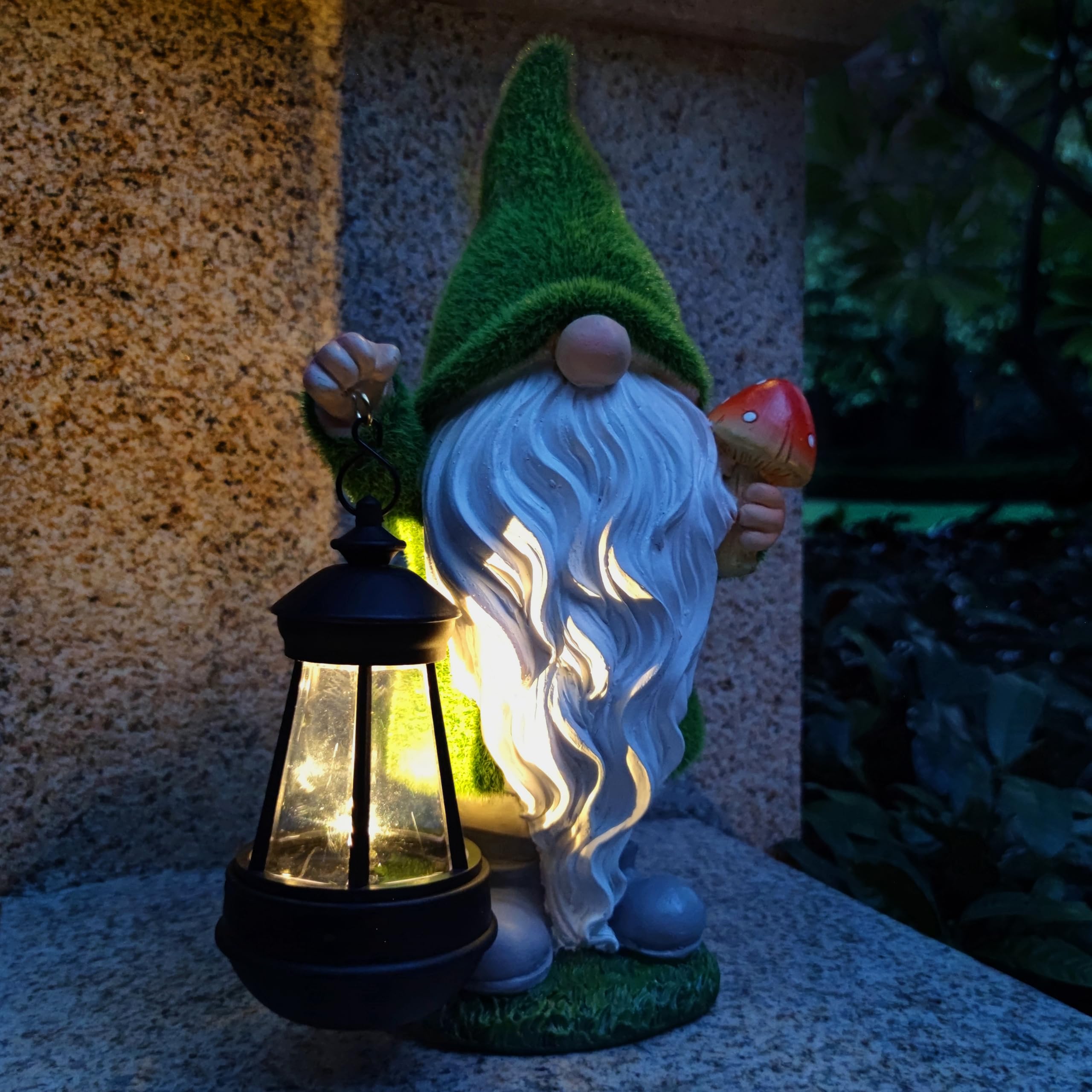 Vioyouns Solar Gnomes Garden Statues,Resin Gnome Figurine Holding Mushroom And Solar Lights Lantern,Outdoor Yard Art Decorations
