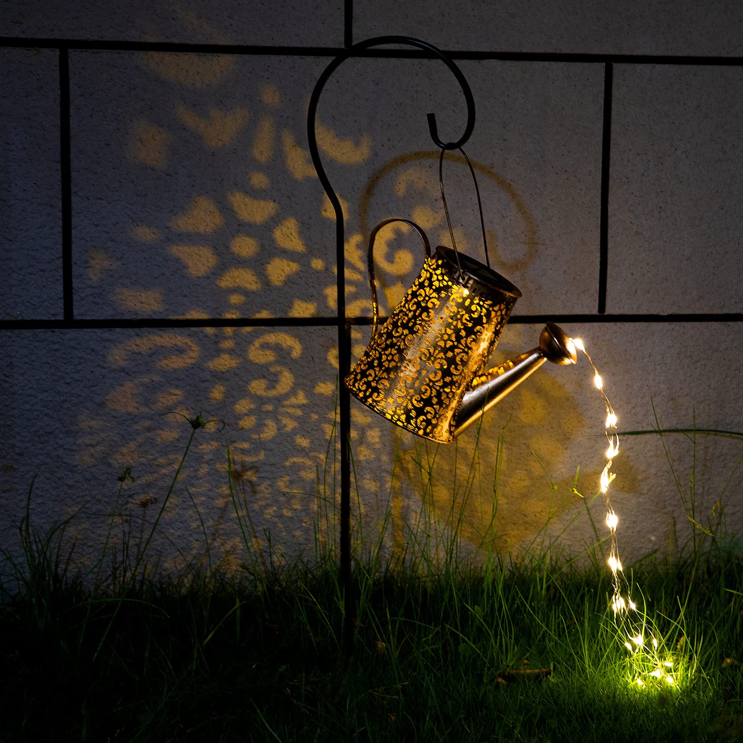 JIAJIAMEI Solar Lights Outdoor Garden Decor, Large Waterproof Iron Watering Can, Bronze