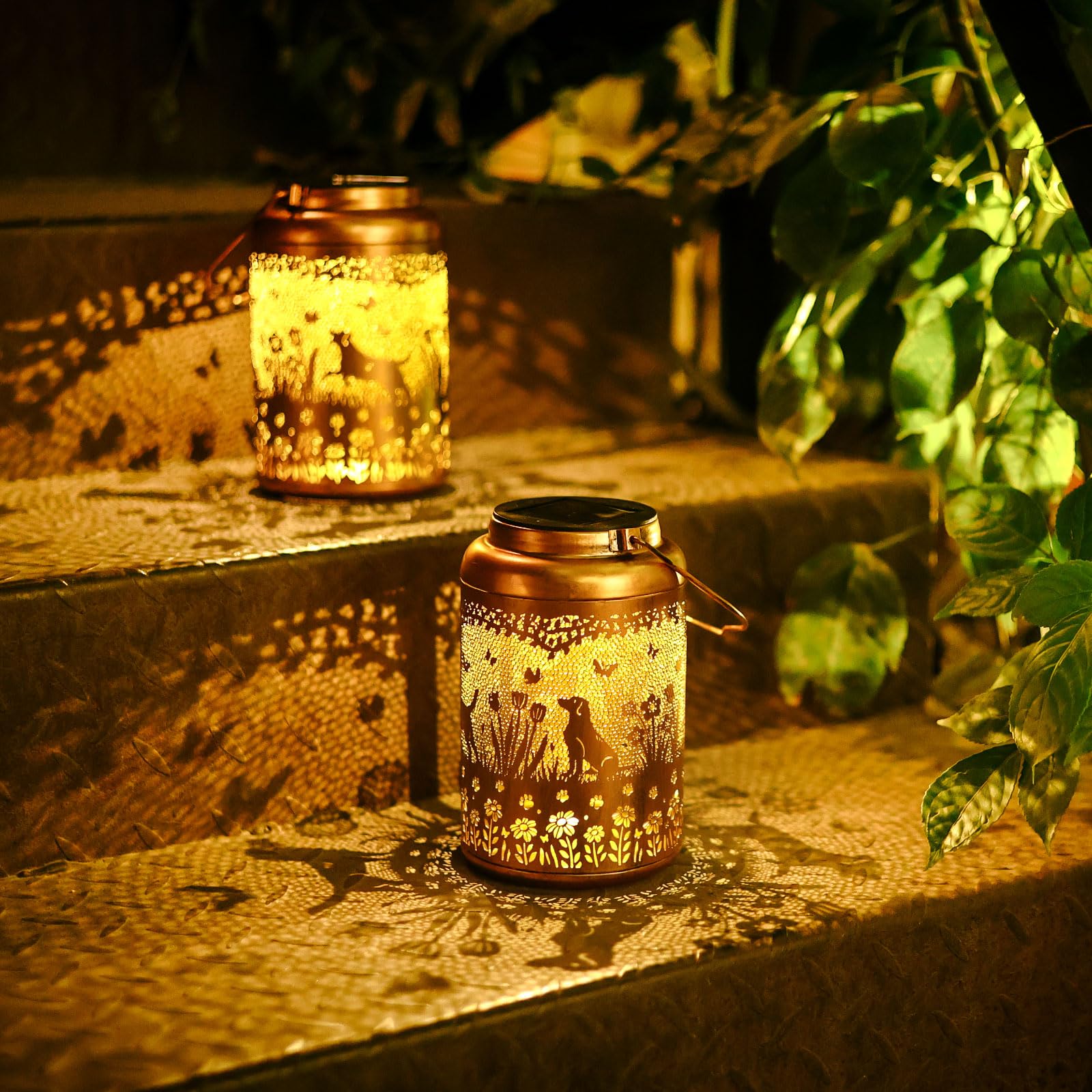 WACLSTDAY Dog Solar Lanterns - 2 Pack Outdoor Waterproof Metal Lights, Red Copper, Model B-W-DL-2508-GOU-02, Ideal for Garden Decor