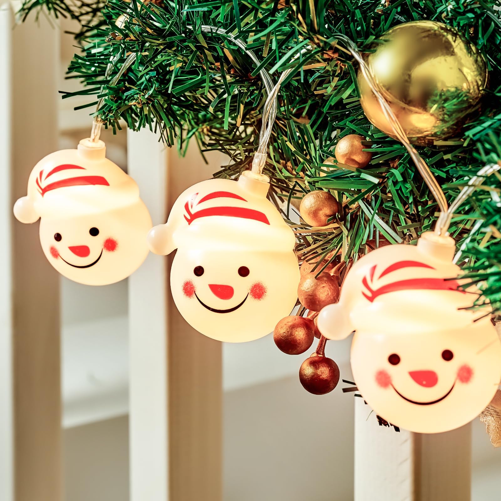 Christmas String Lights,5.4FT Battery Powered Lights with 10 Snowmen,Battery Operated Lights for Christmas Winter Festival Party Indoor Decor (Snowman)