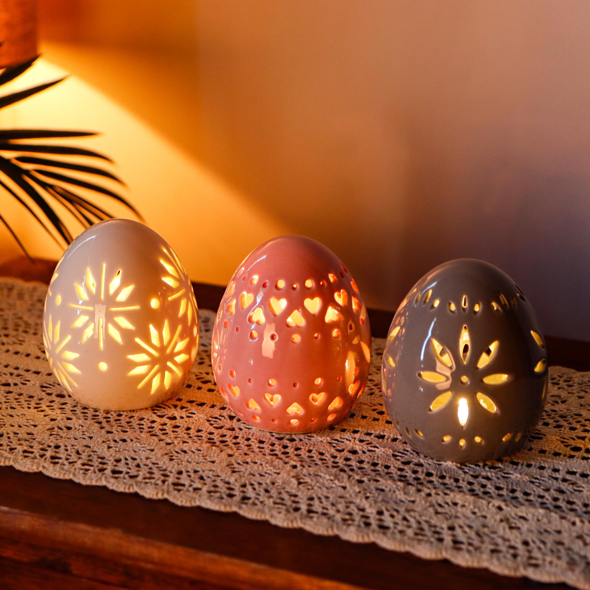 JHY DESIGN Set of 3 Ceramic Decorative Lamp 4 H Mood Lamp Battery Powered Floral Carved Cordless Light Great for Living Room Bedroom Weddings Parties Patio Events (Egg)