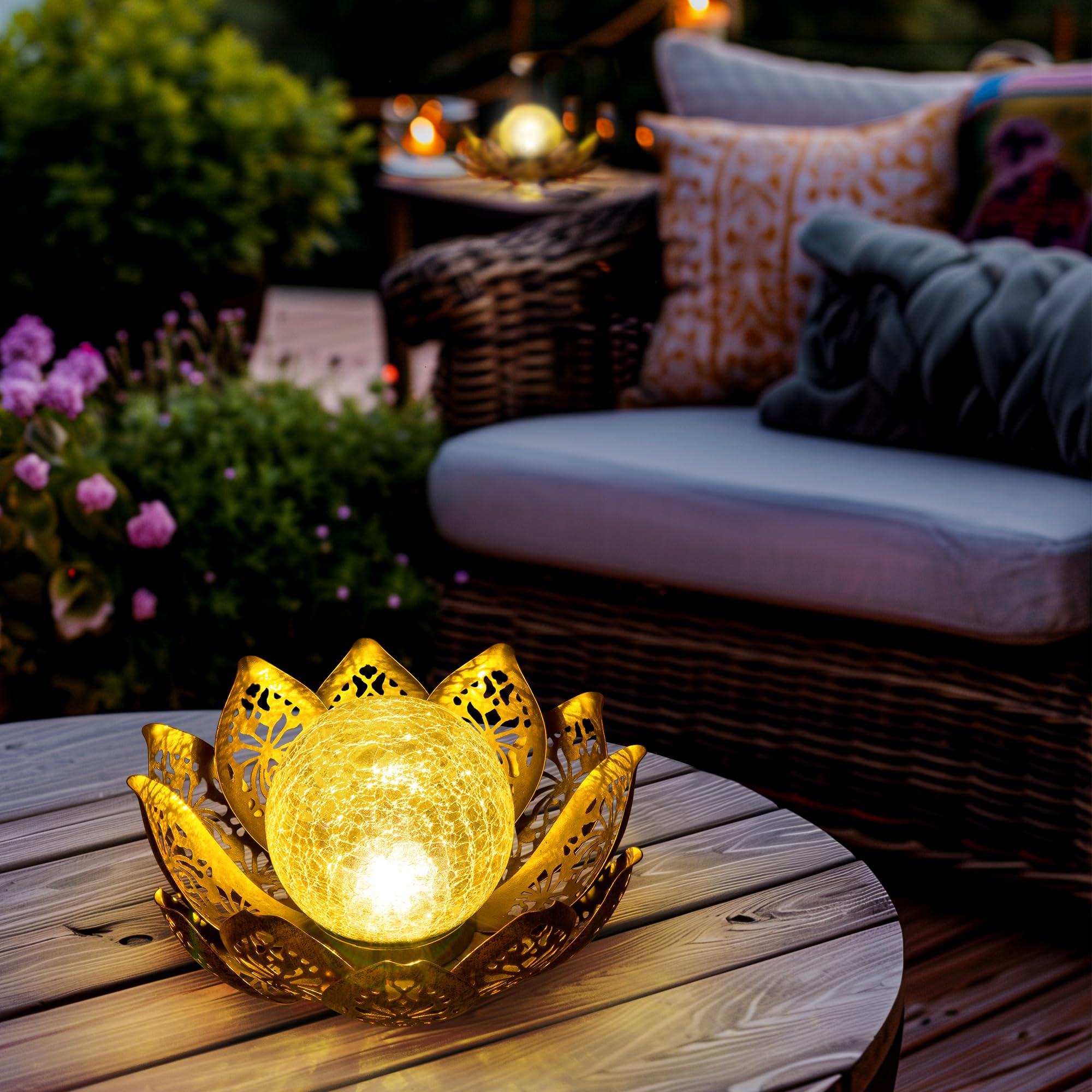 GIGALUMI Solar Garden Lights, Adjustable Metal Petal Lotus,  le Globe Glass, Waterproof, Gold, Model 8442