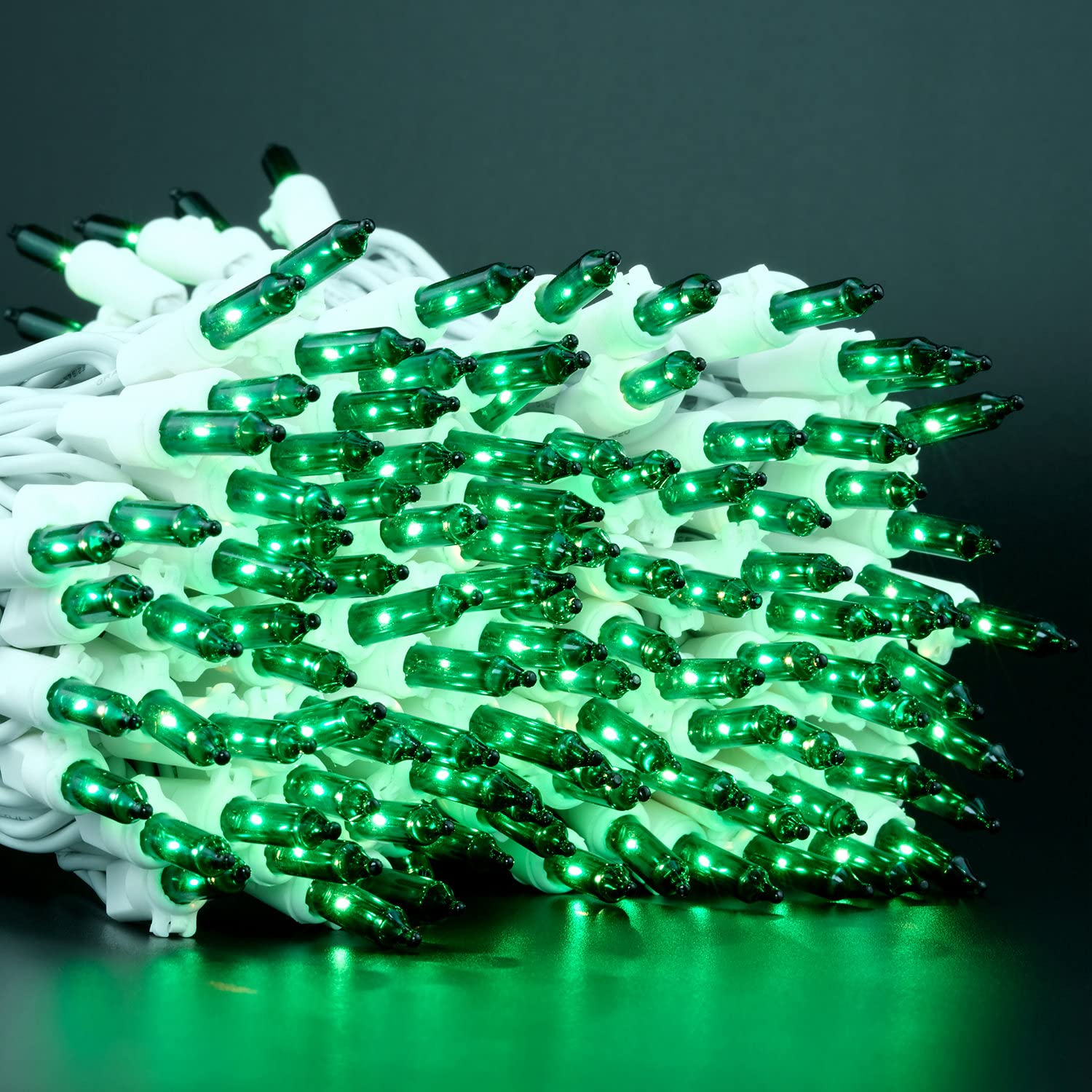 Yuletime Green Christmas Lights, 66Ft 200 Count, Ul Certified, Incandescent Mini Light Set, Model Dds-L-100E/2F, Pack Of 2 Sets