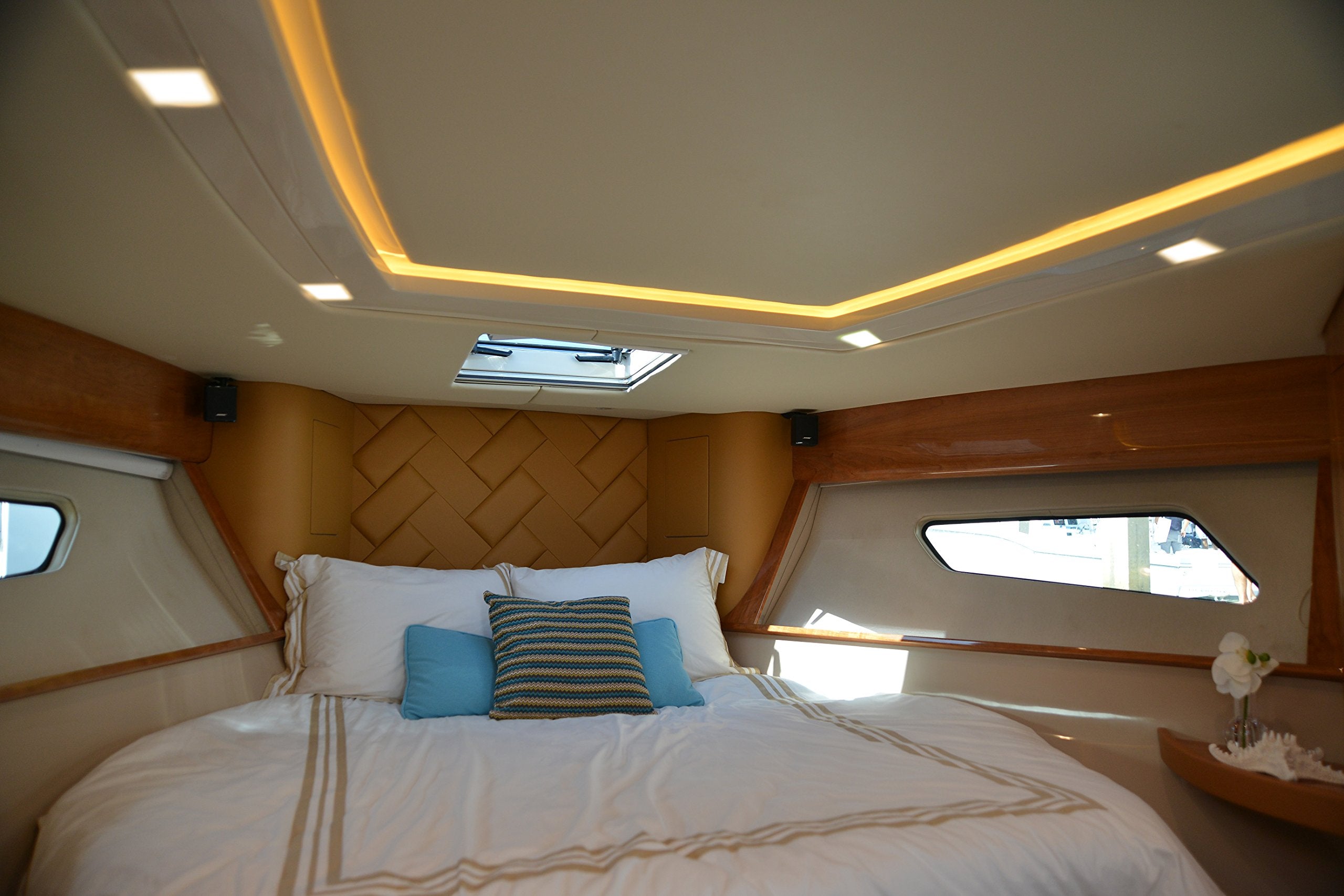 Square Mirage Down Light, Polished, White/Red/Blue