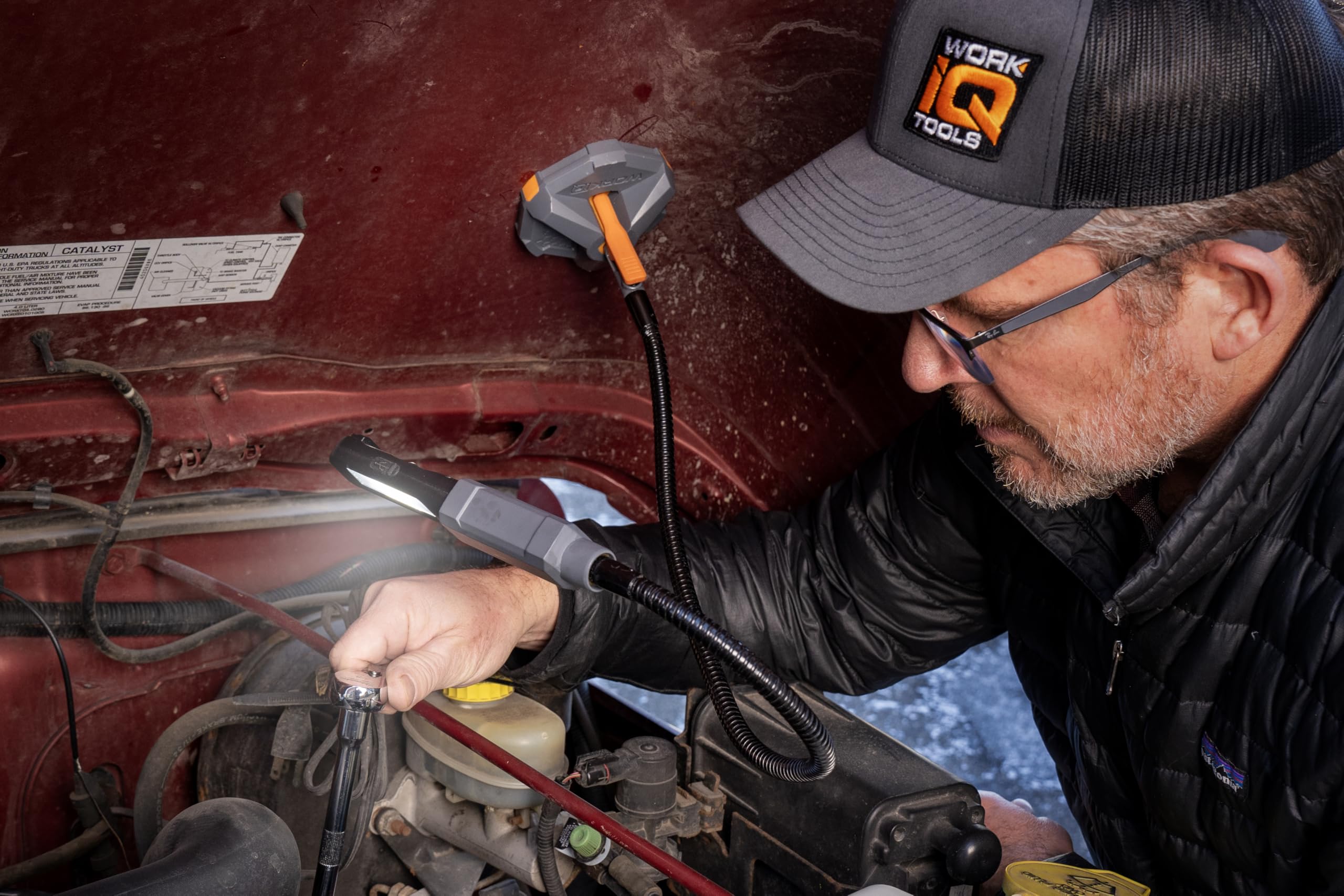 Work Iq Tools Iq Connect | Hands-Free Accessory System With 3 Bench Mounts | Includes Magnifying Glass, Rechargeable Work Light