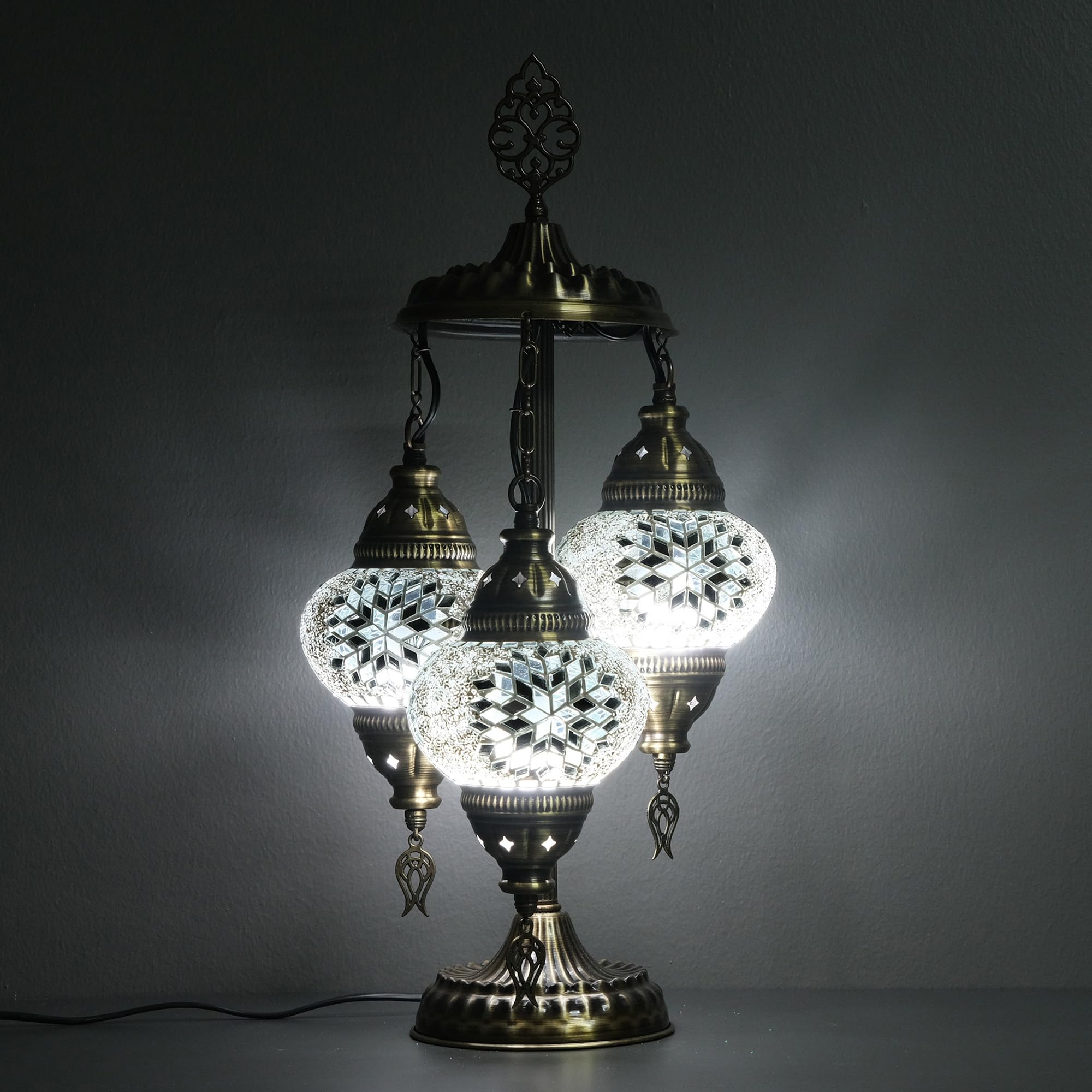 Asylove Turkish Lamp, 3 Globe Mosaic Table Lamp, 12x12x24 inch, Glass, Daisy White, Model 3GlobeAPNo2