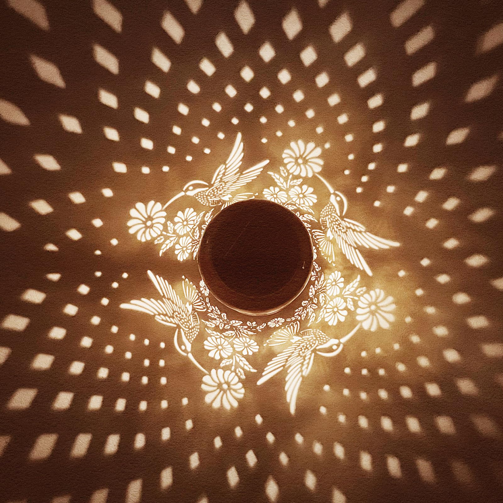 Hummingbird Solar Lantern Outdoor Waterproof Garden Decor Hanging Solar Lights Birthday Gifts For Women Mom Grandma Metal Garden Decorative Lights Outside For Yard, Patio, Lawn, Tabletop, Pathway