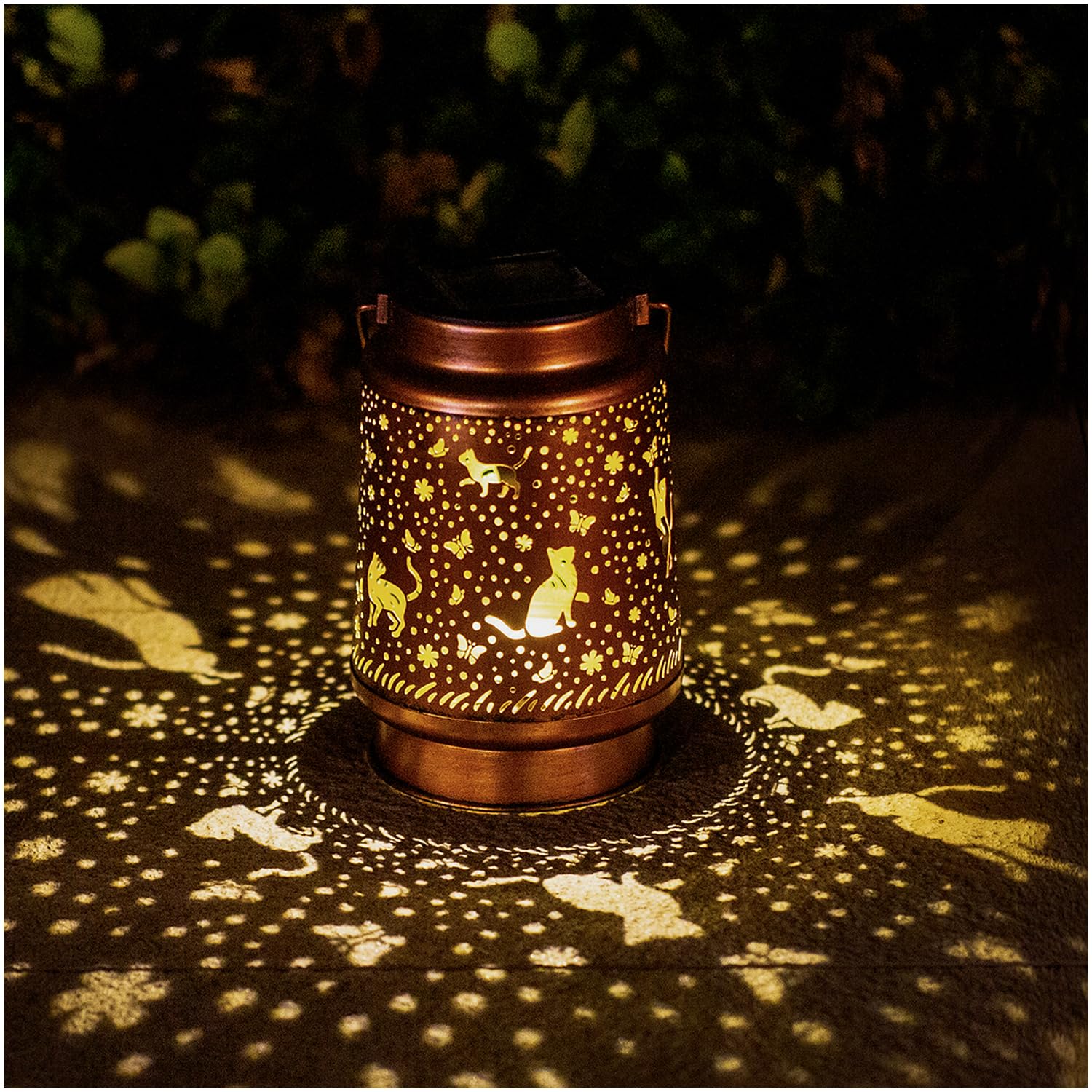 Cat Solar Lanterns Outdoor Waterproof Hanging Solar Lights Cat Gifts For Women Men Metal Decorative Led Lanterns For Yard, Patio