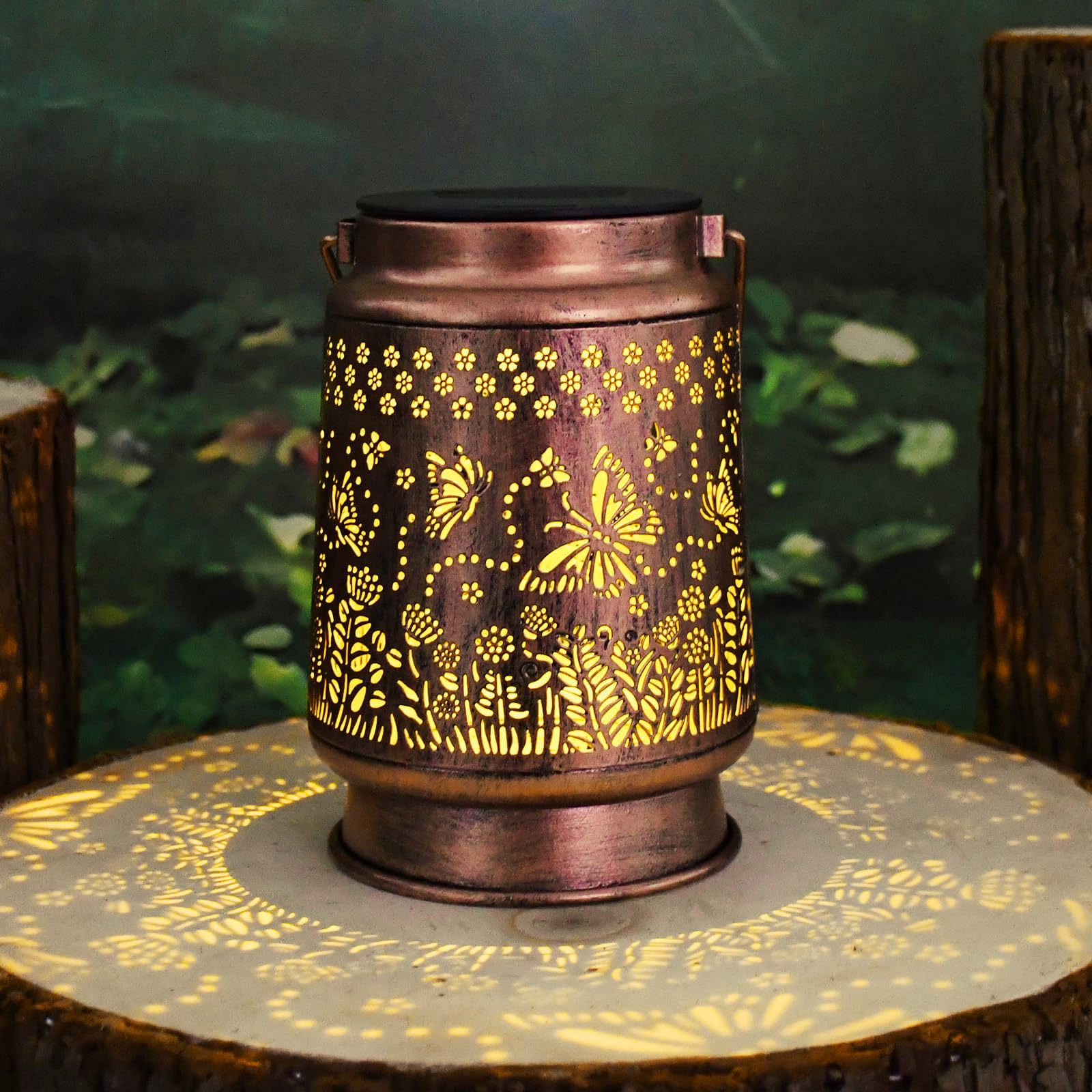 Solar Lanterns Outdoor Waterproof Butterfly Garden Decor Gifts For Women Mom Grandma Hanging Lights Metal Decoration Outside For Yard  Patio  Backyard  Porch For Garden/Yard/Home Decor